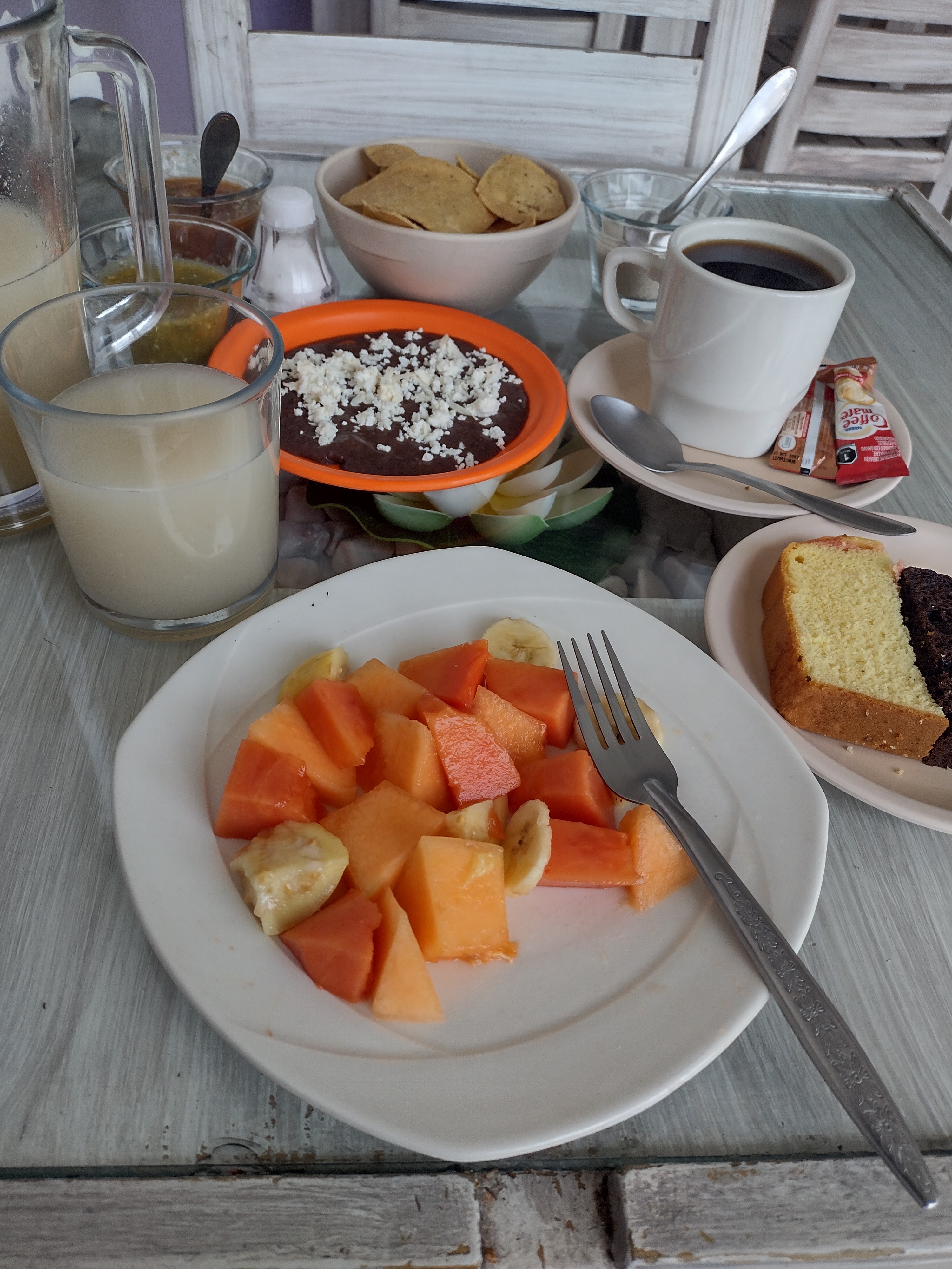 Tita y Abu Restaurant image 8