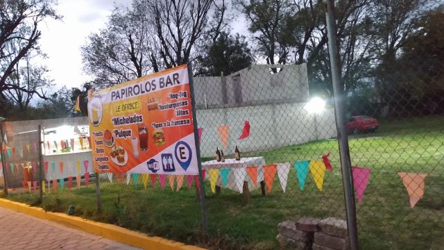Papirolo's Bar Restaurant Beer Garden image 10
