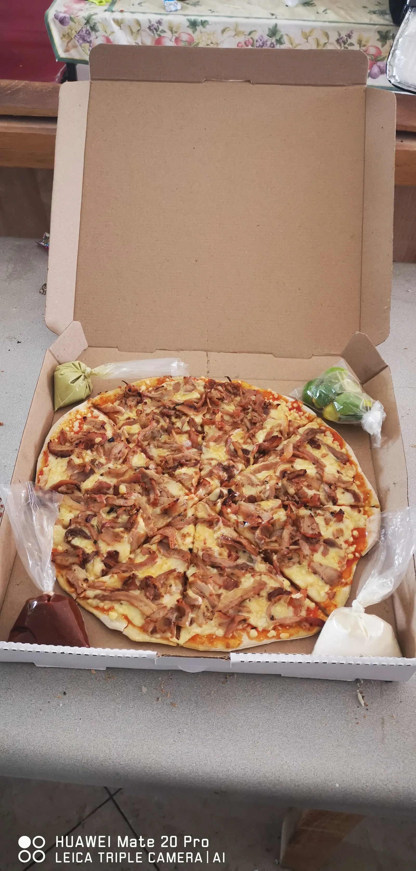 Romanos pizzas image 3