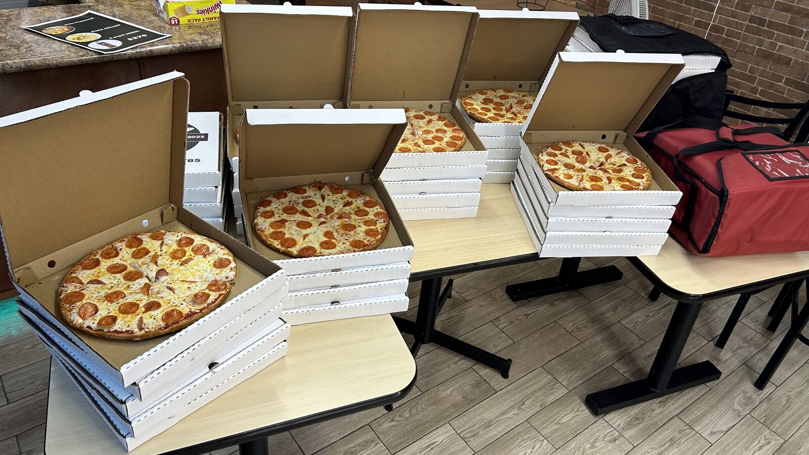 Pizzería Canper image 3