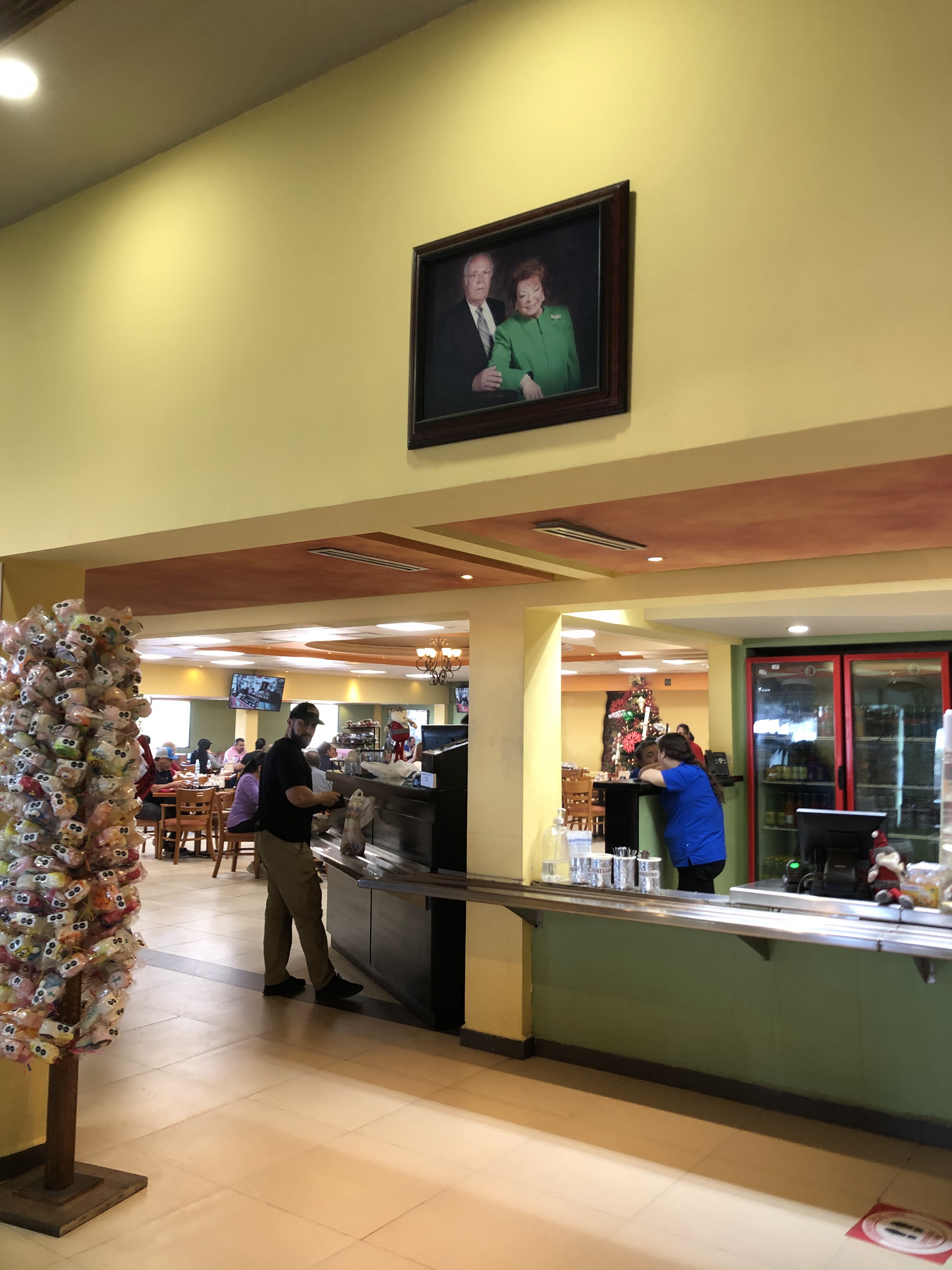 Los Ahijados image 10