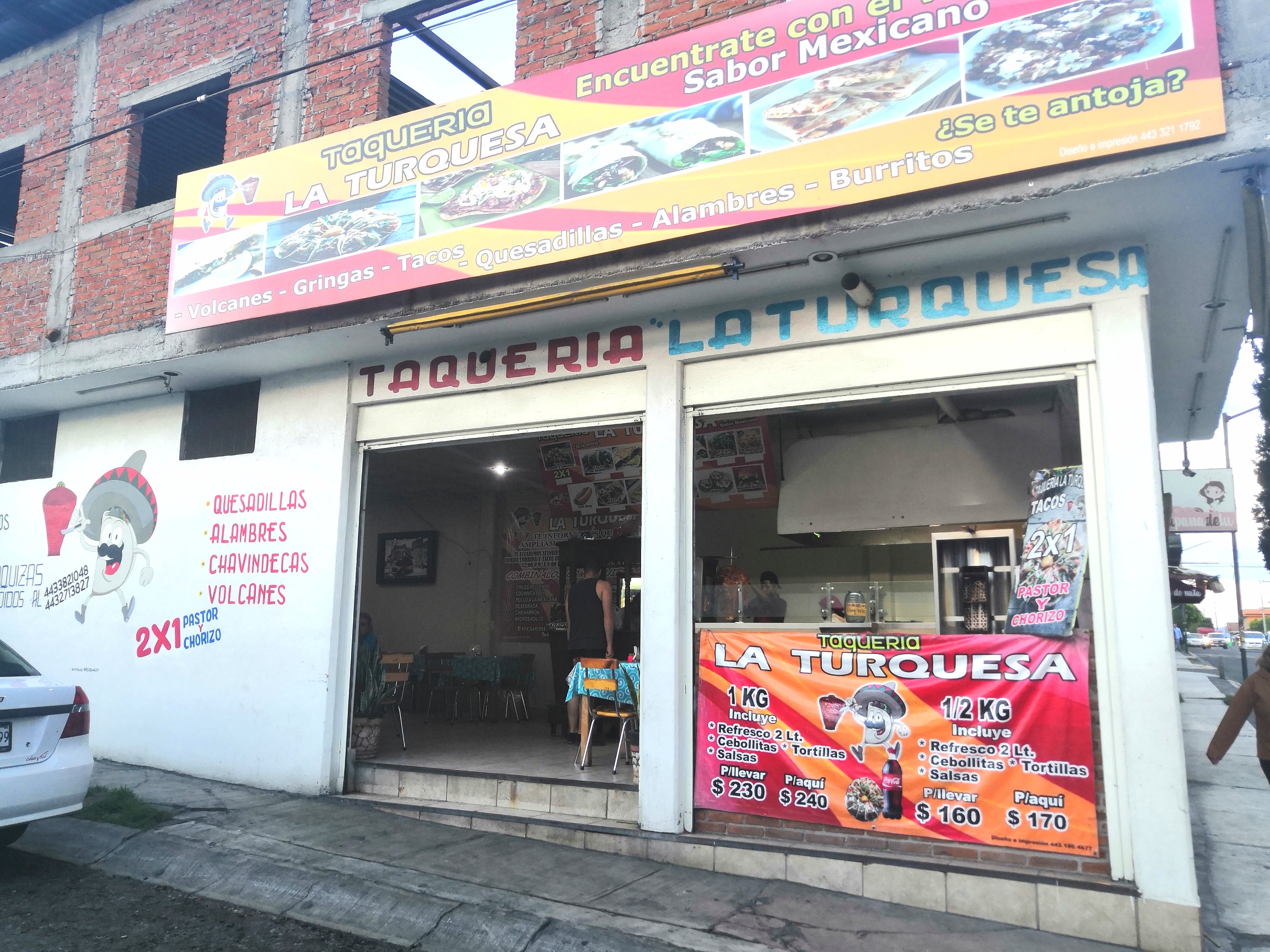 Taqueria La Turquesa image 4