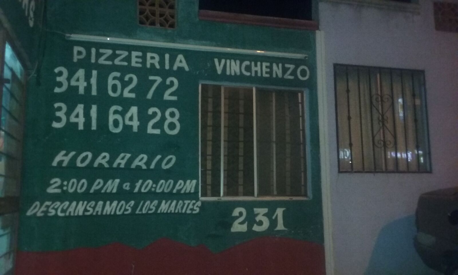 PIZZERIA VINCHENZO image 7