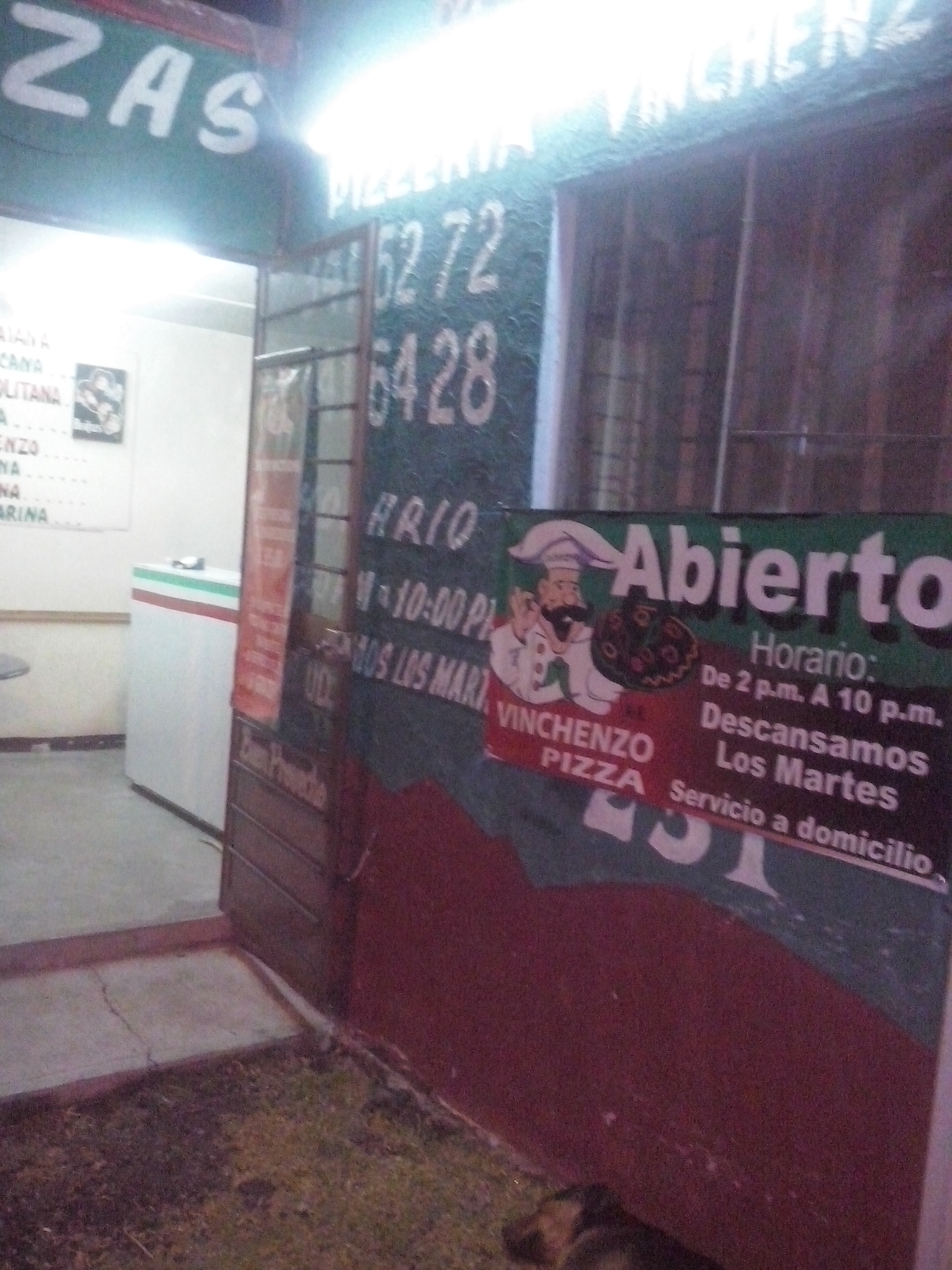 PIZZERIA VINCHENZO image 10