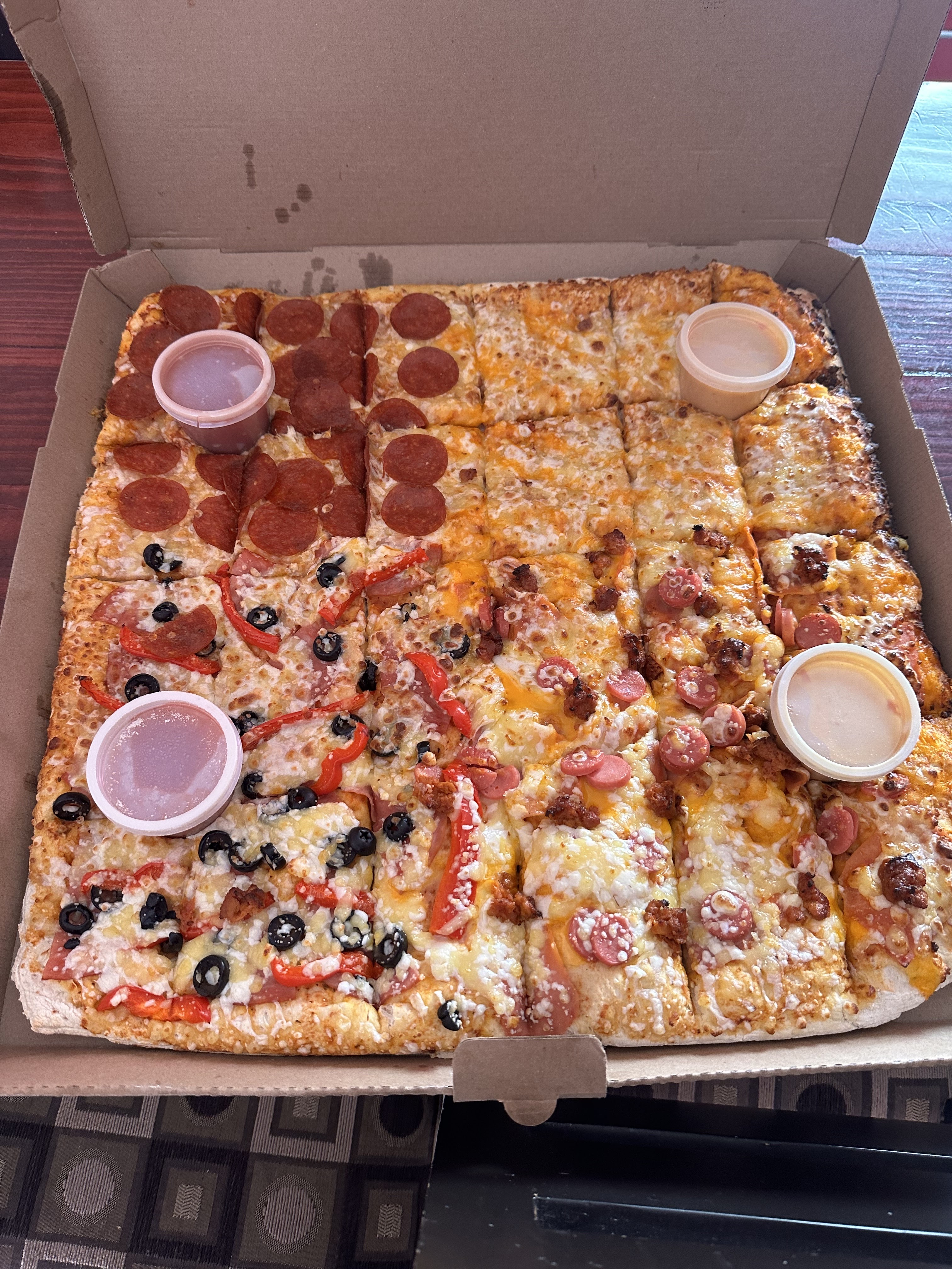 Romanas Pizza image 2