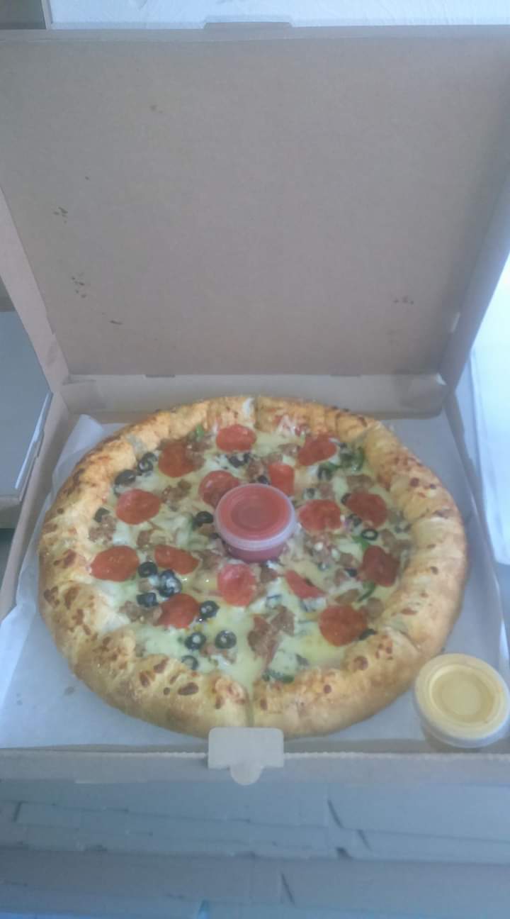 Romanas Pizza image 10