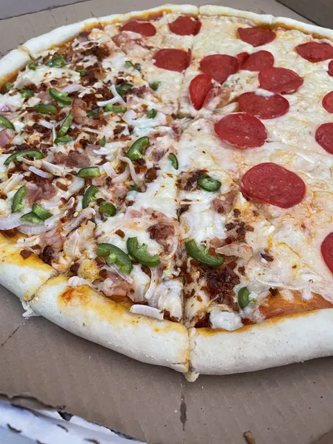 GO! Pizza image 2