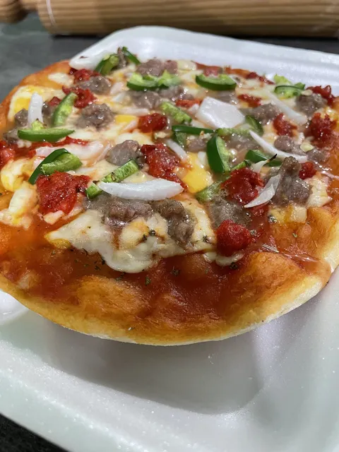 GO! Pizza image 8