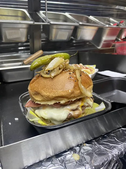 Hamburguesas los Torreros image 7