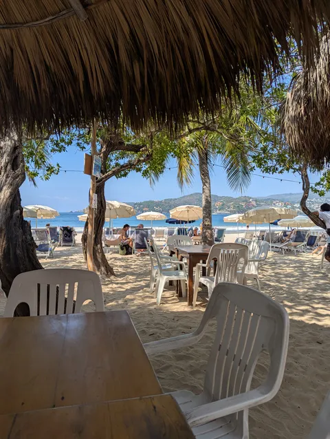 Restaurante La Perla image 4