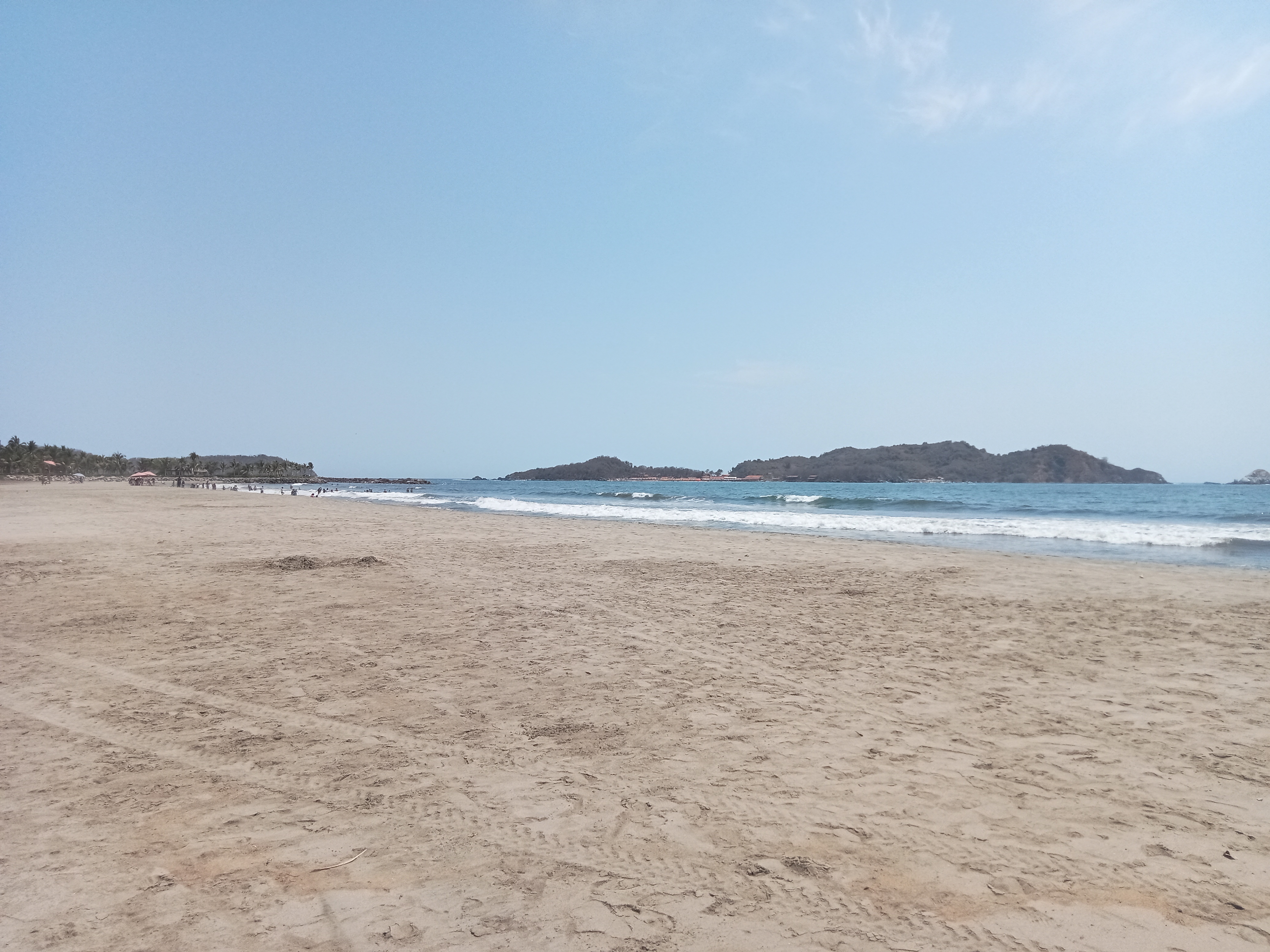 Coco Ixtapa Beach Klub image 4