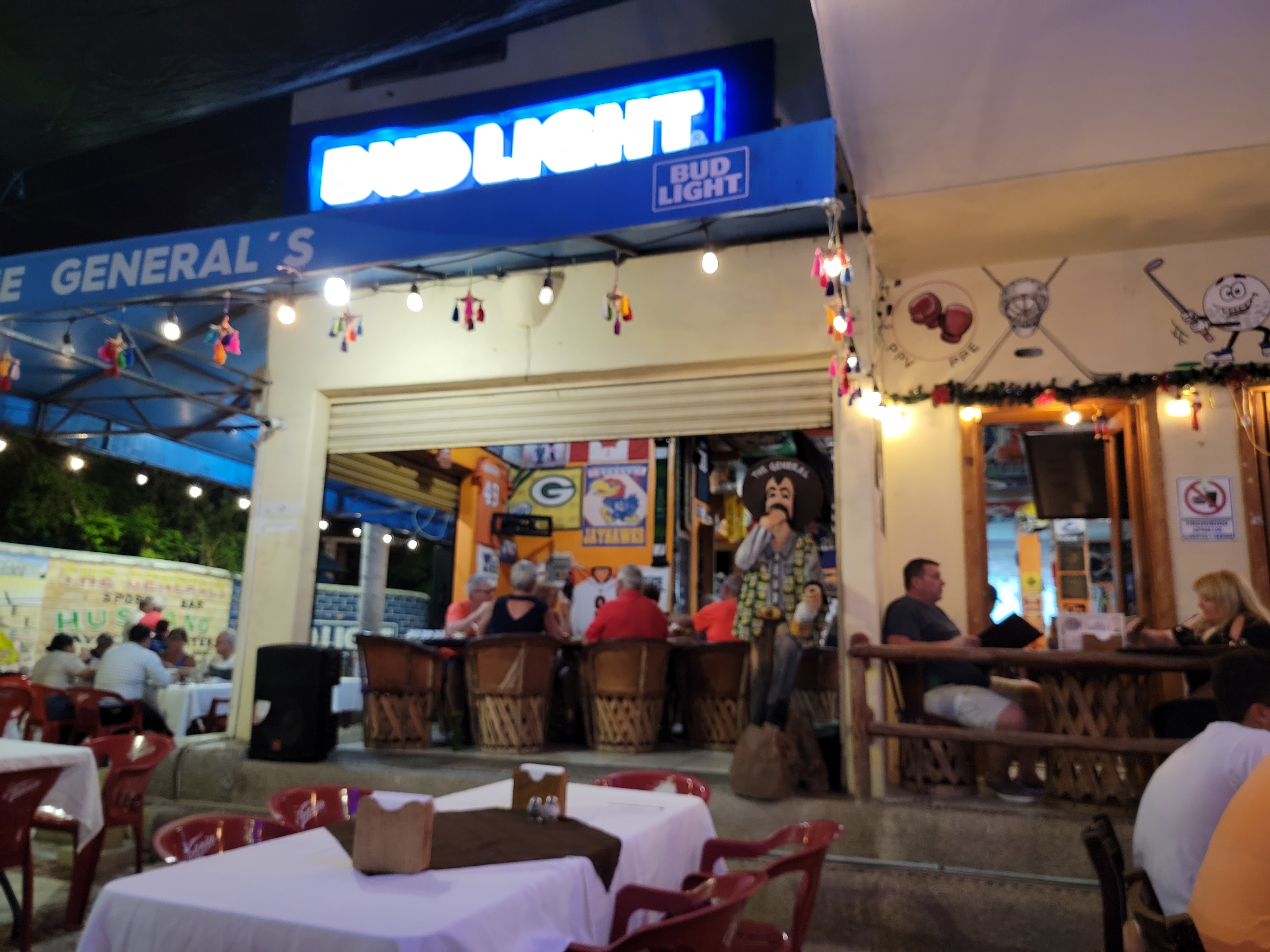 The Generals Sports Bar & Restaurant image 1