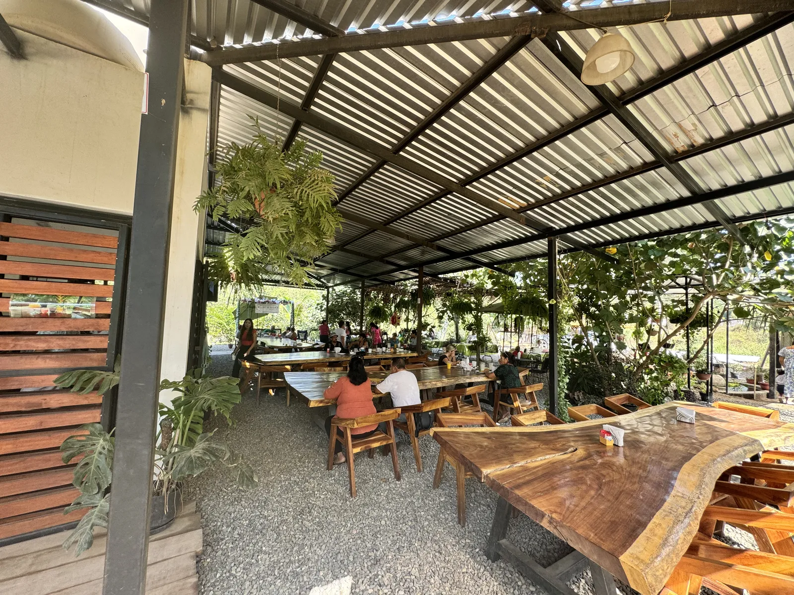 Heliconias Restaurant image 3