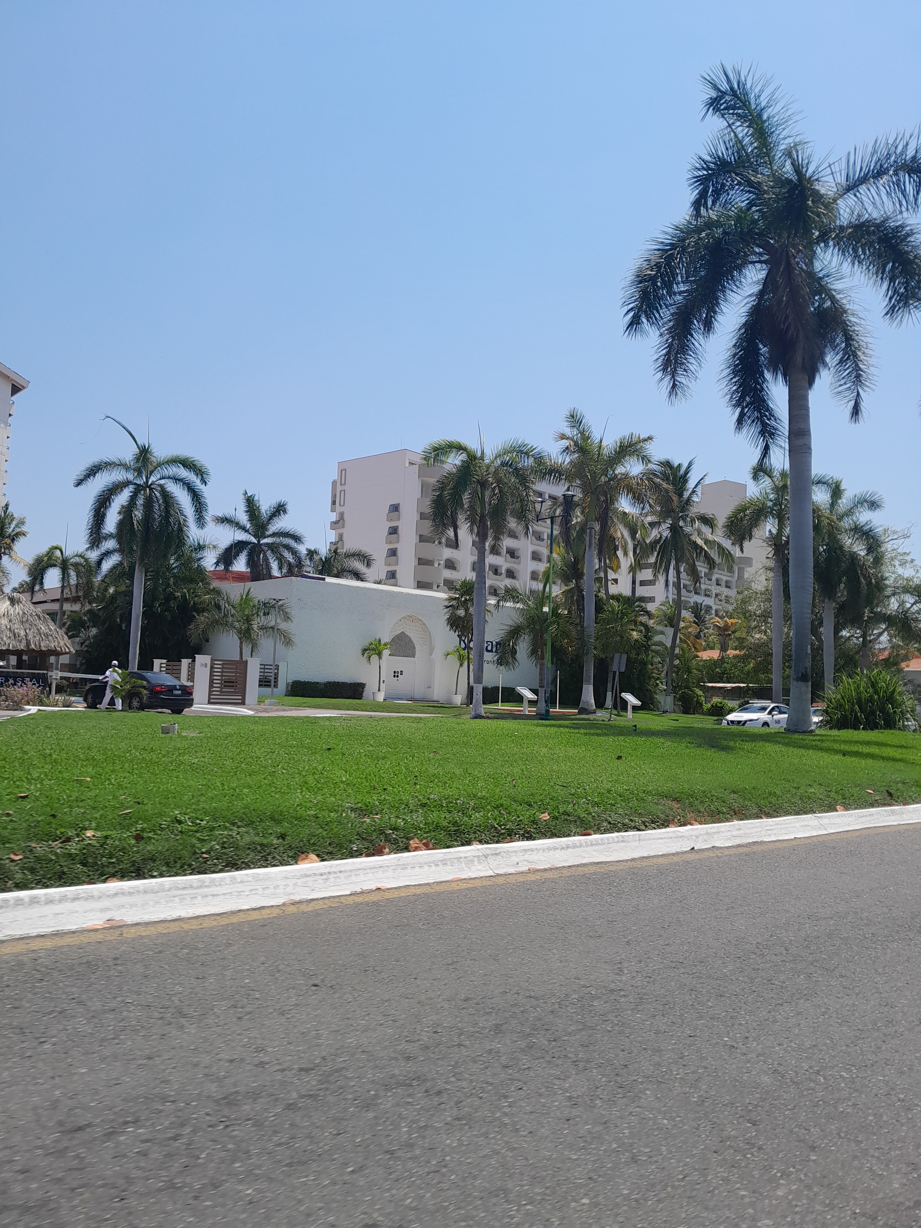 Bogart's Bar & Restaurant image 8