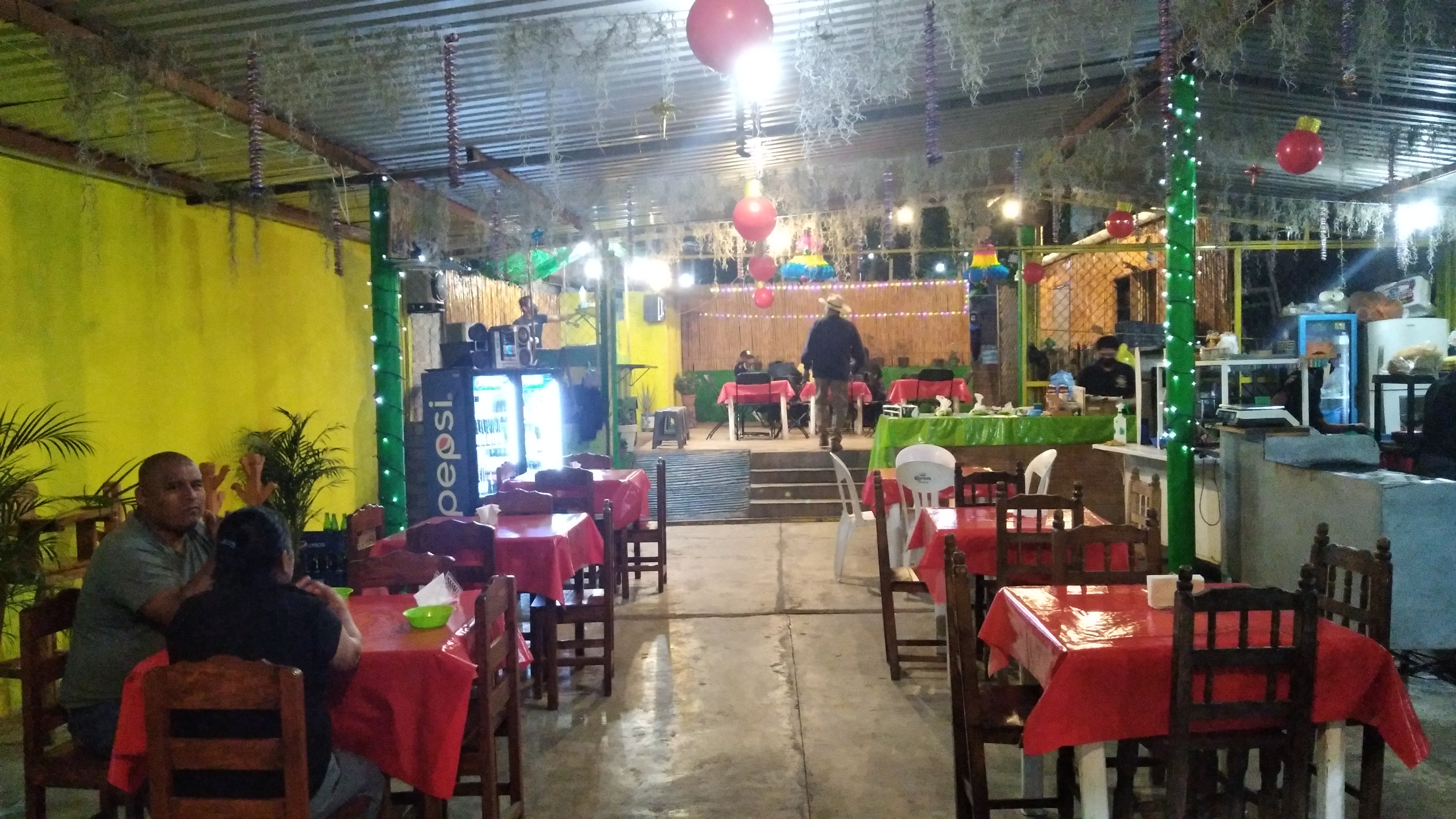 Taqueria el borracho loco image 1