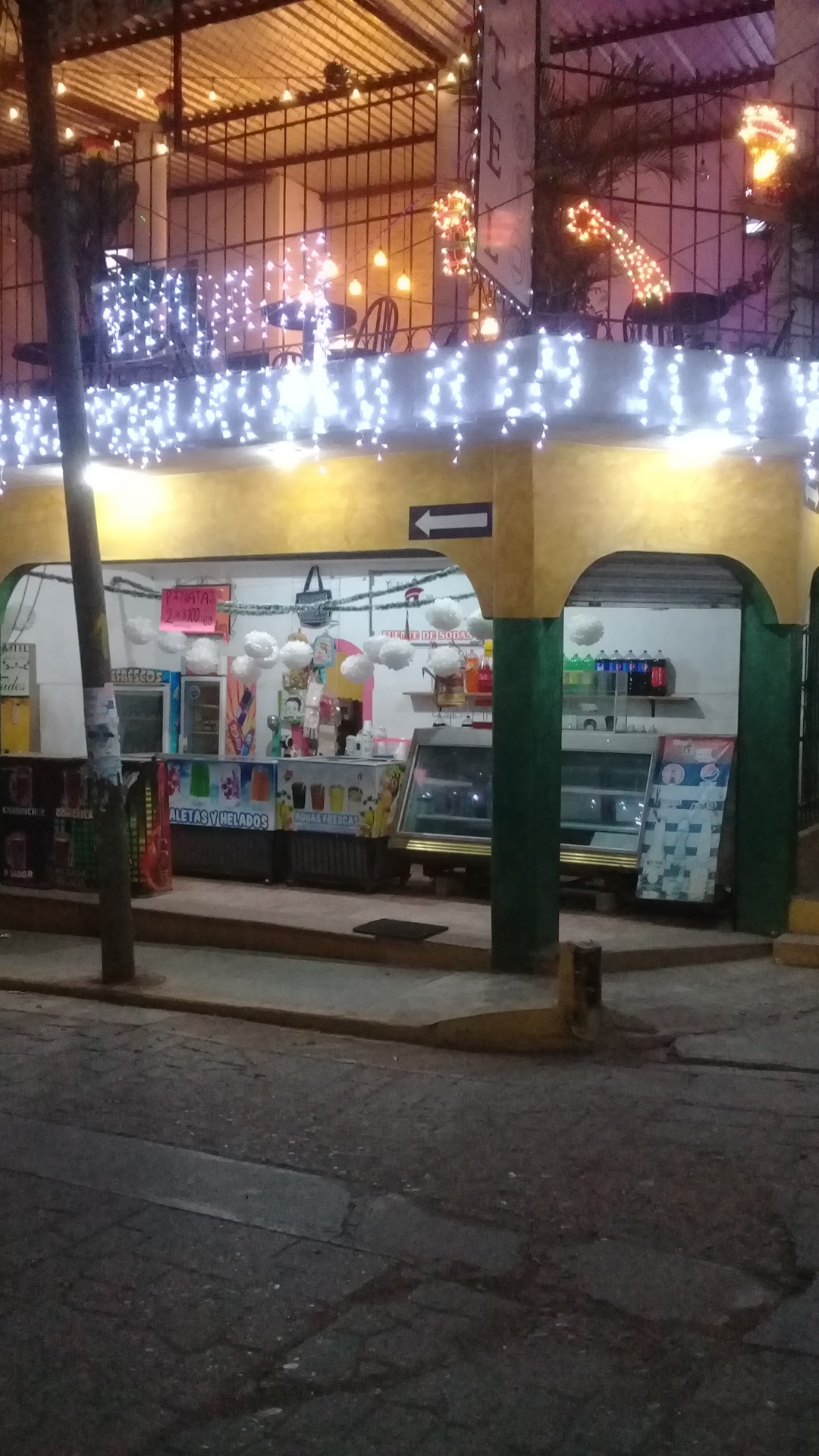 Taquería alushe image 5