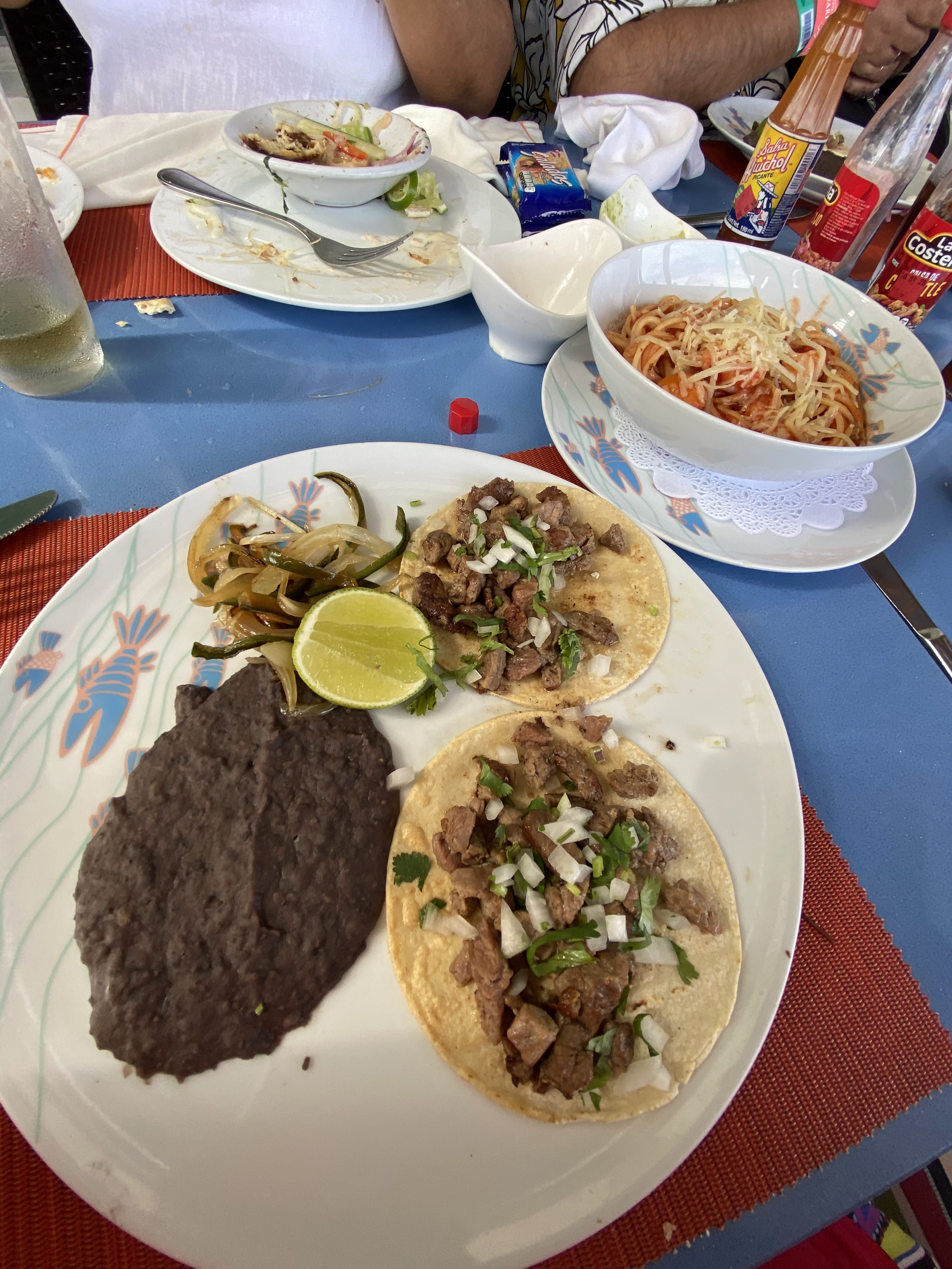 Rest. El Húngaro image 10