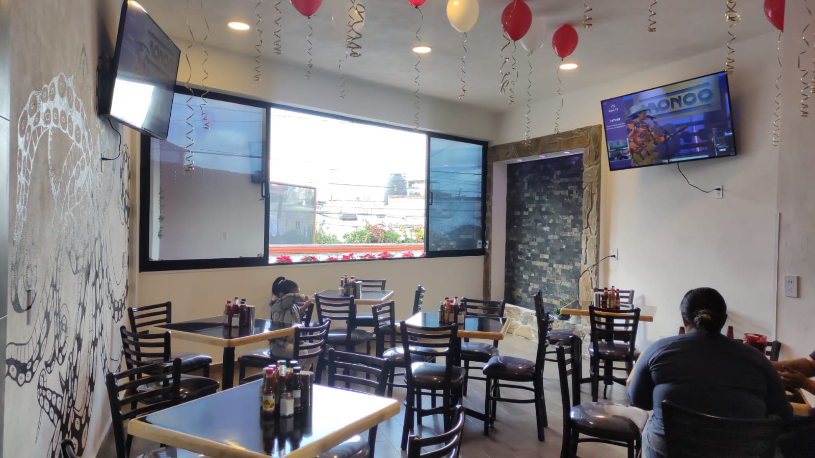 Chori Mariscos image 1