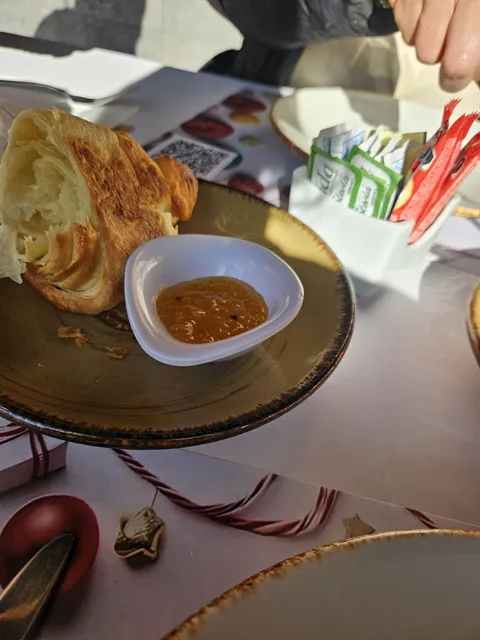 Bocuze Bistró Café image 6