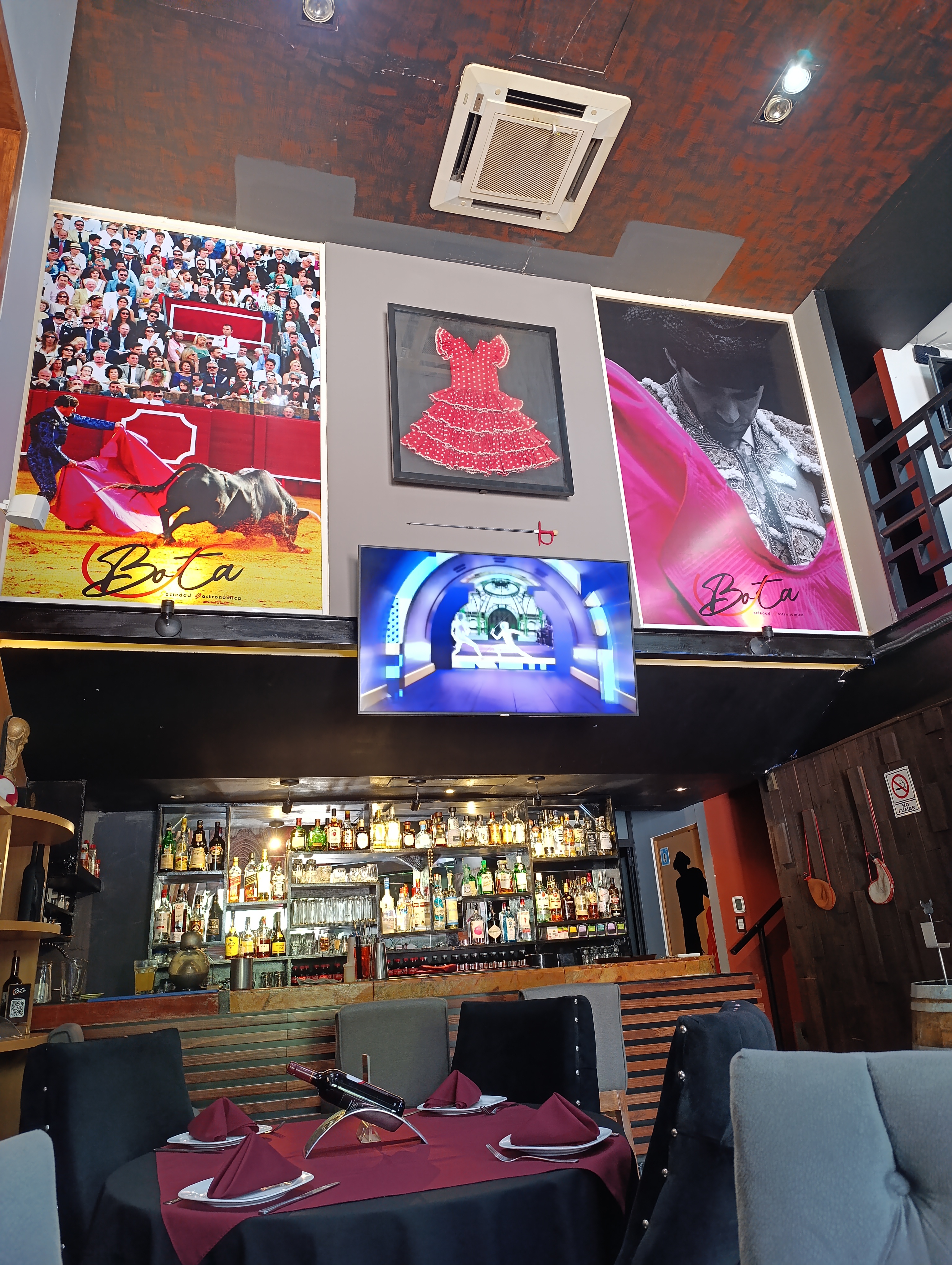 La Bota restaurant image 3