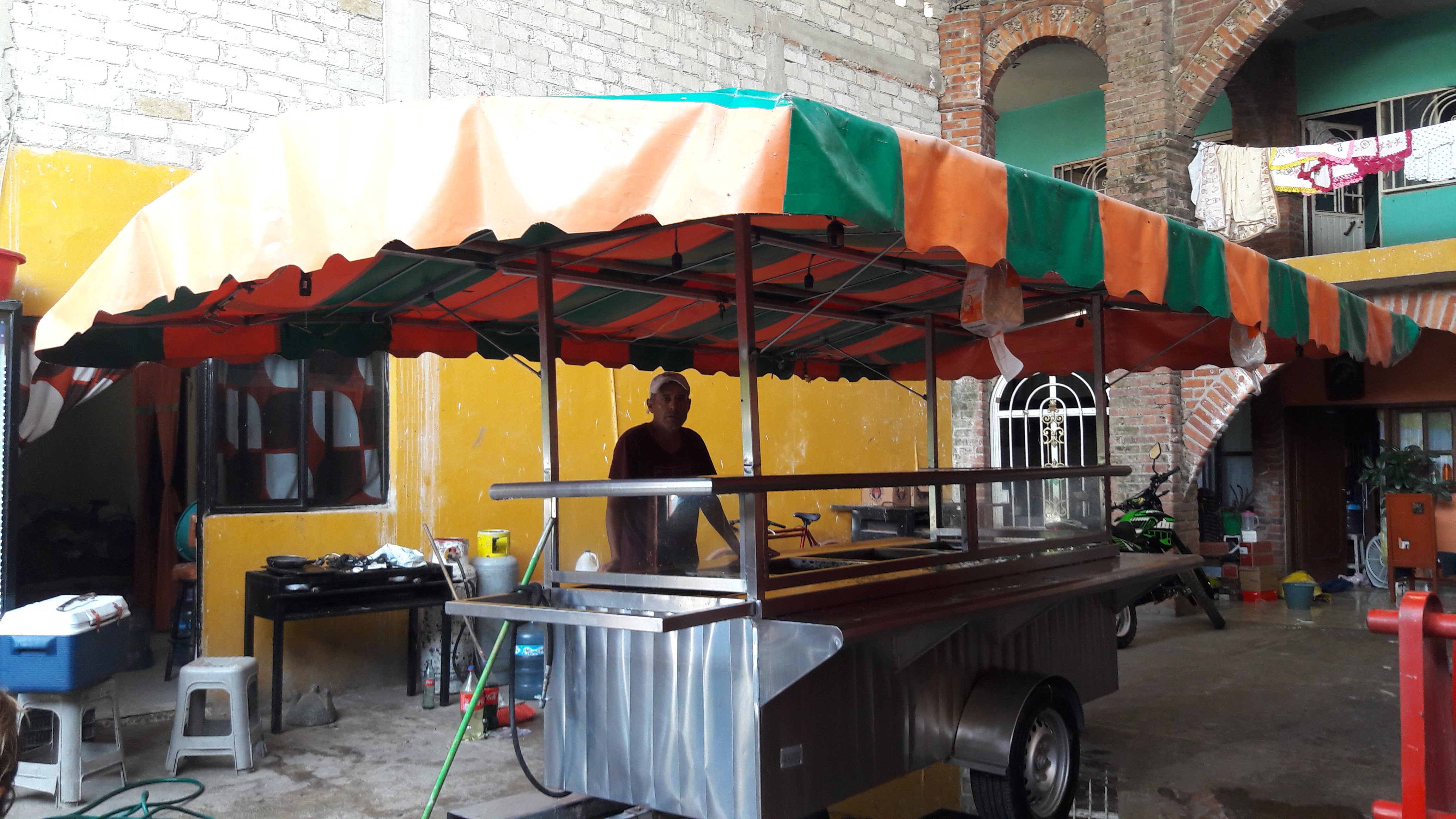 Tacos Los Chulos image 1