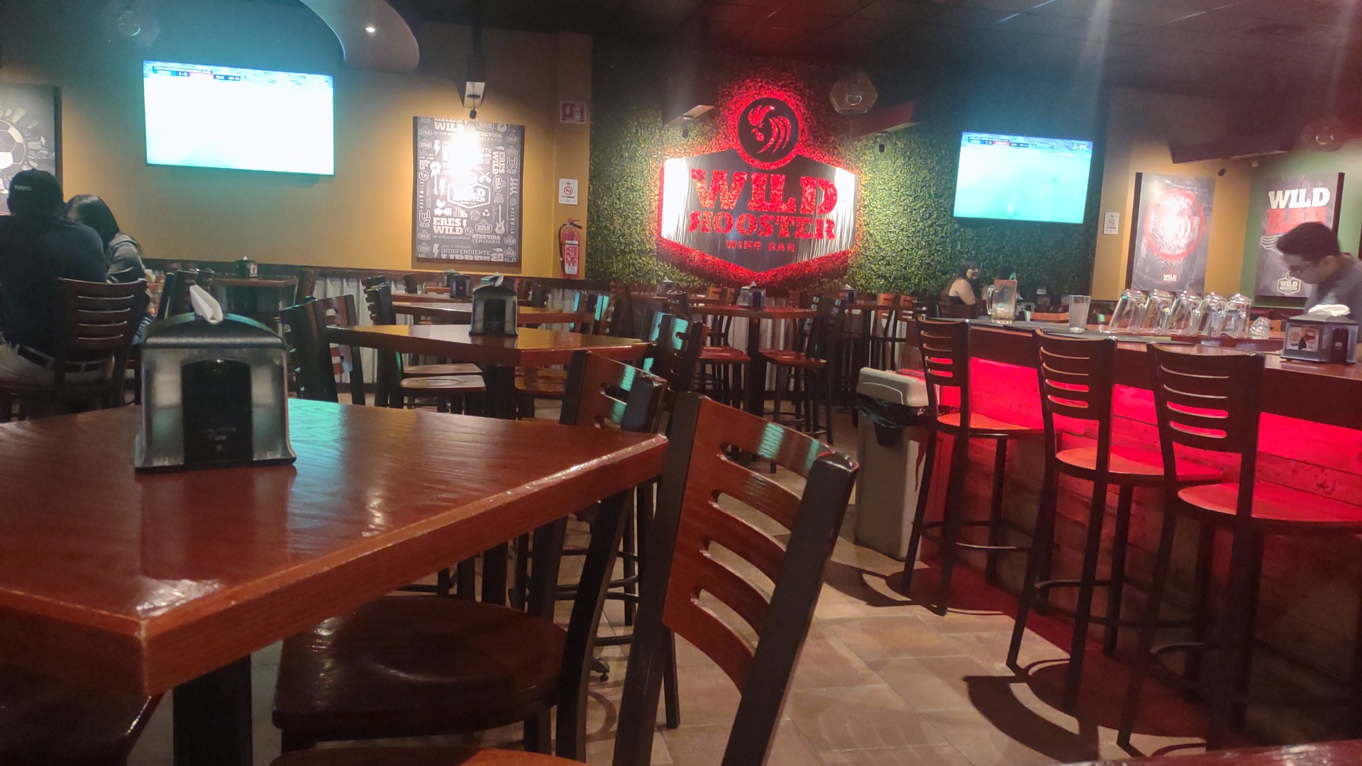 Wild Rooster Celaya image 4