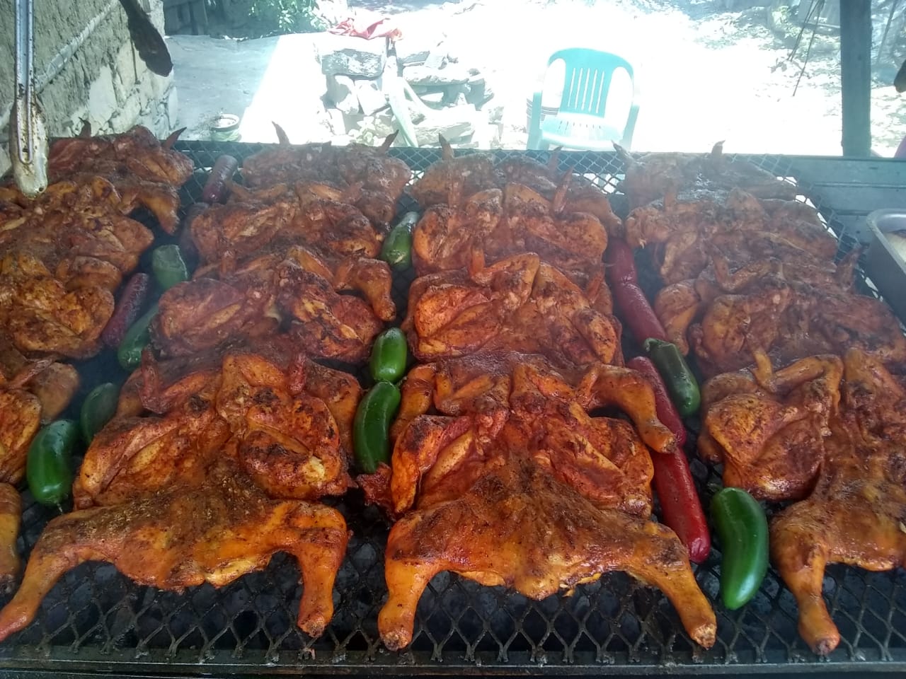 POLLOS ASADOS JULIO'S image 1