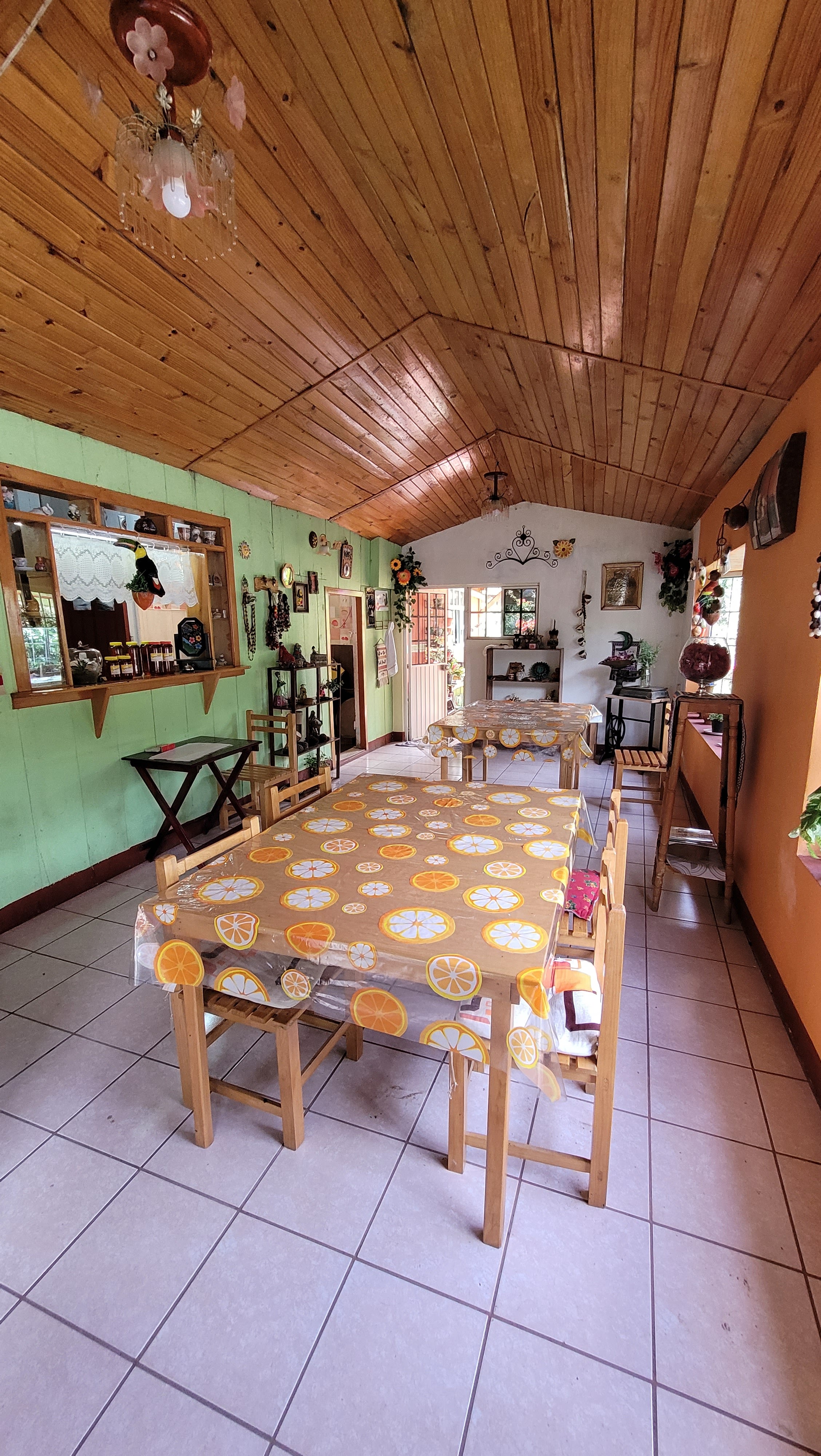 El Sazón de La Tía Chela (Comida Casera) image 2