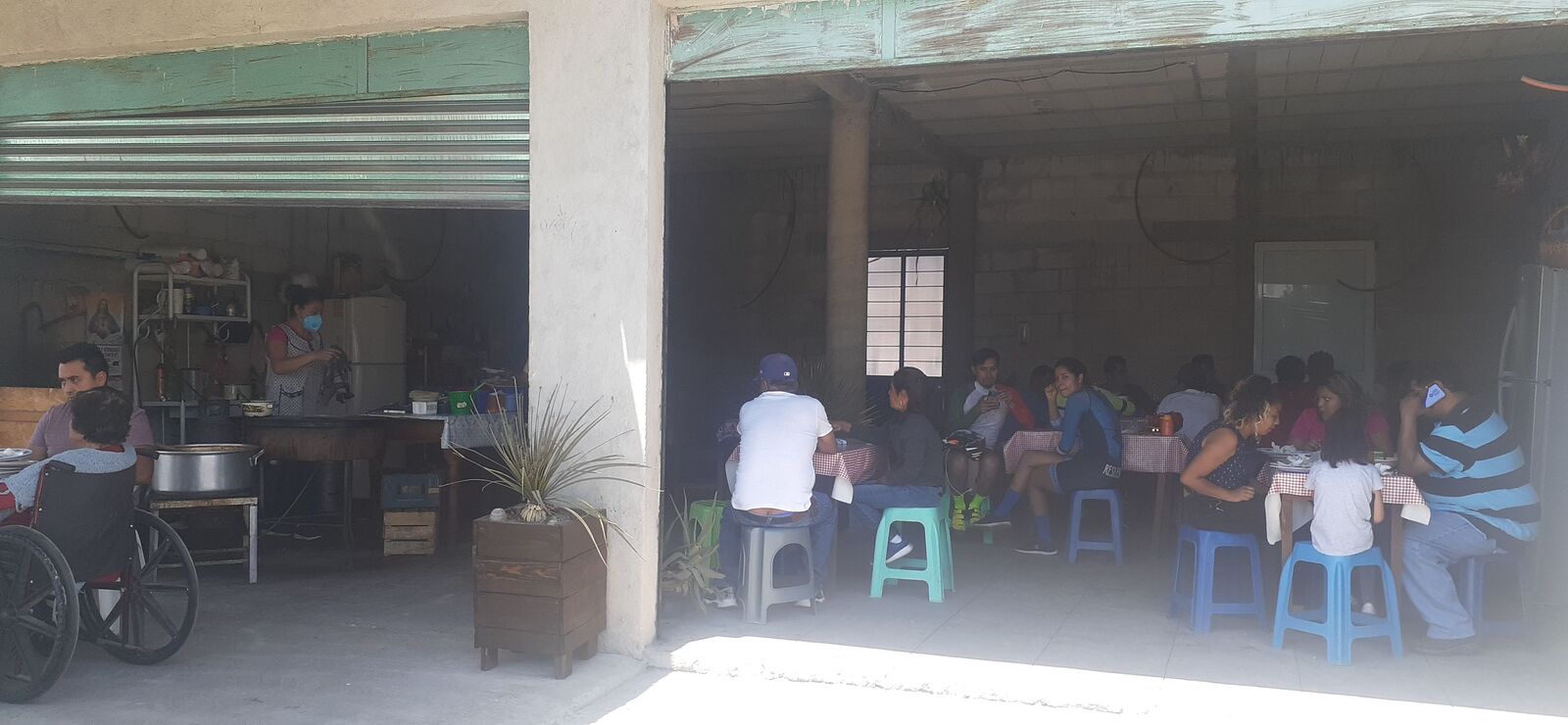 Comedor "Chayo" image 6