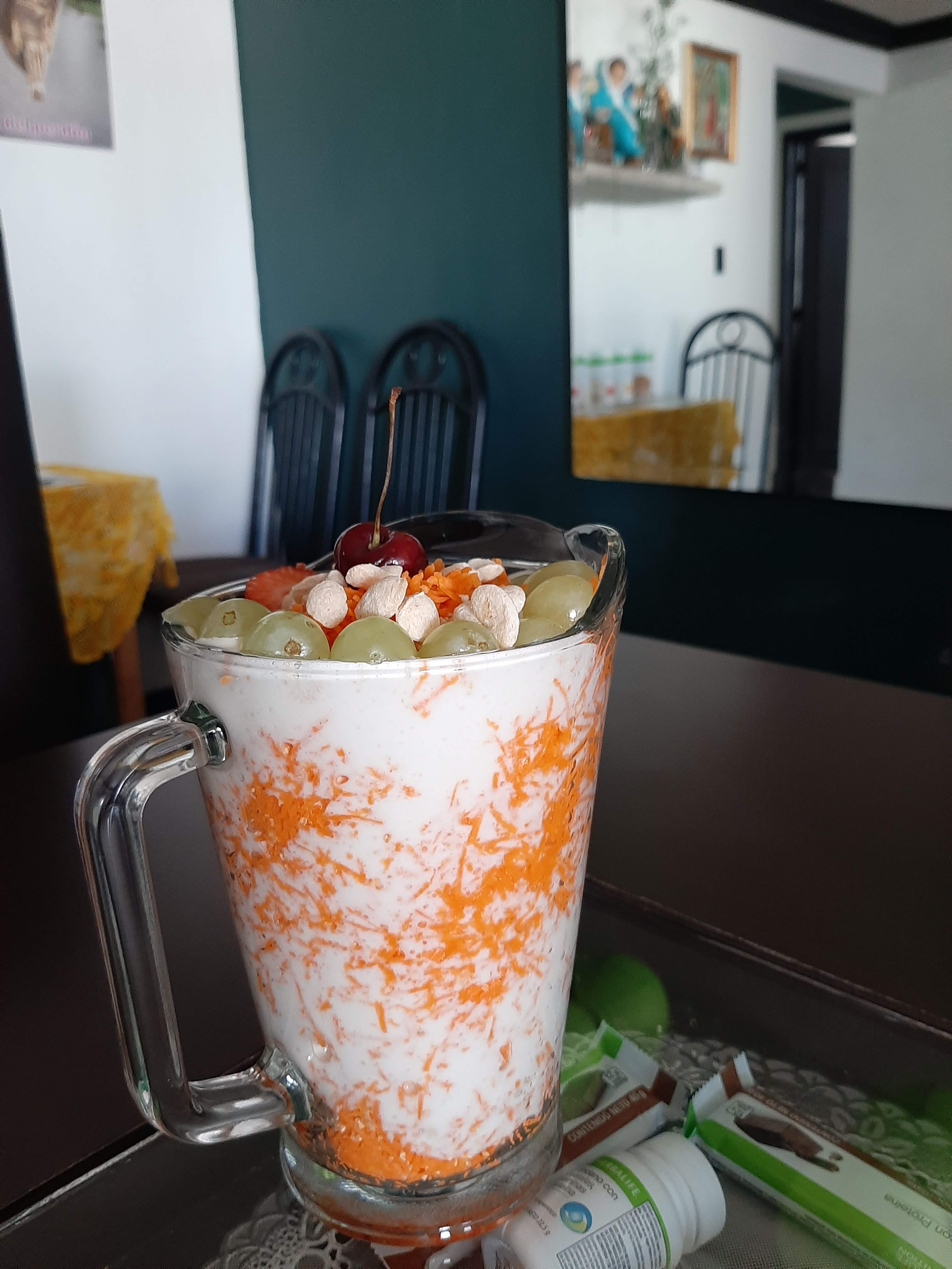 La jarra tropical luncheria's image 5