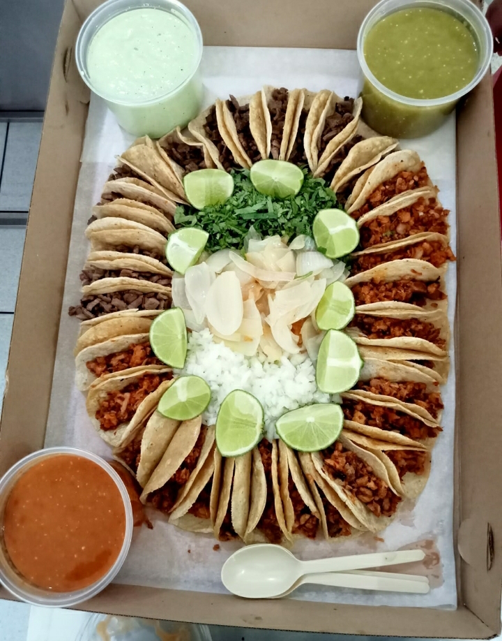 Taqueria "EL RICH" image 1