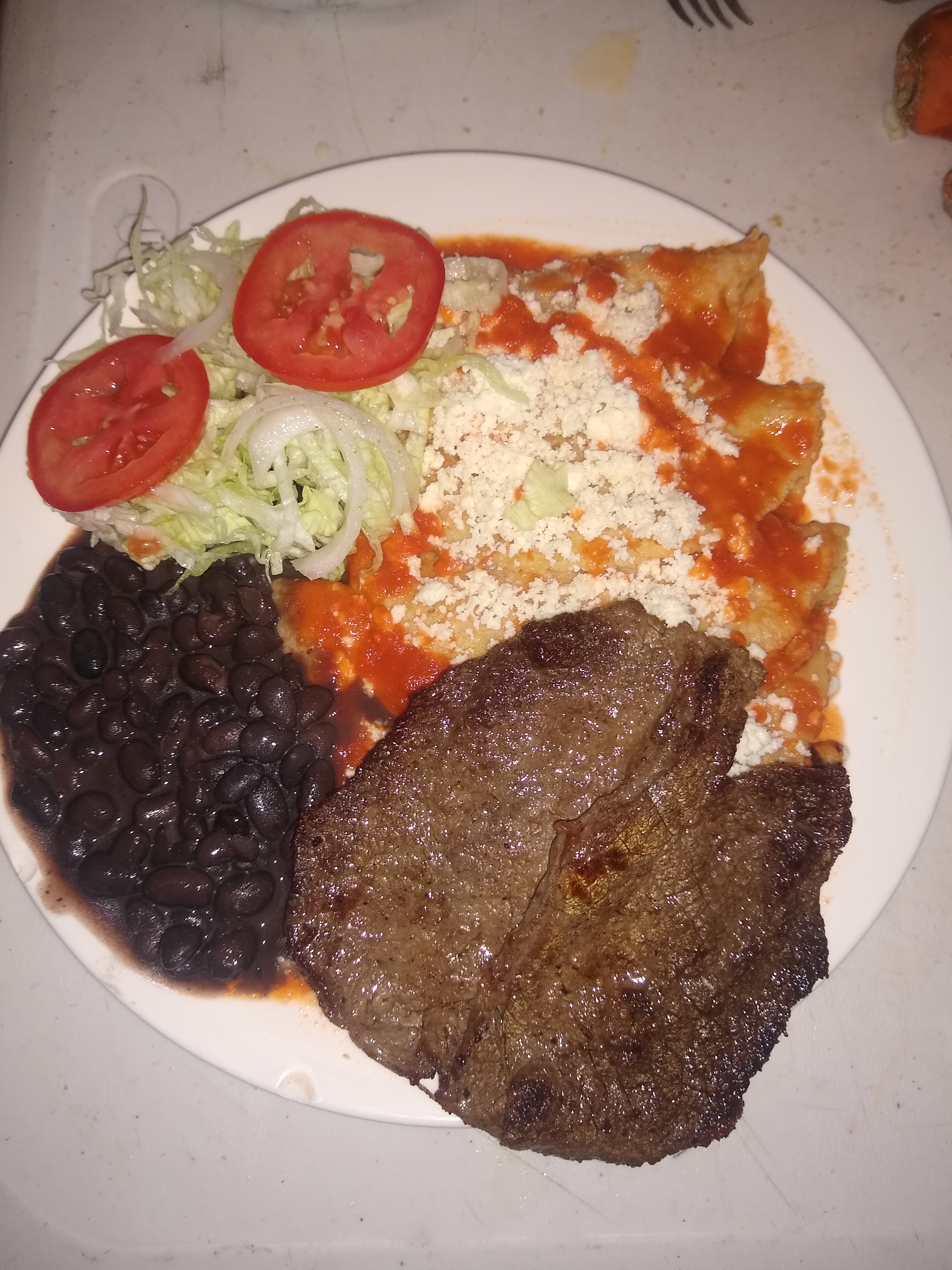 Comedor Lolita image 3