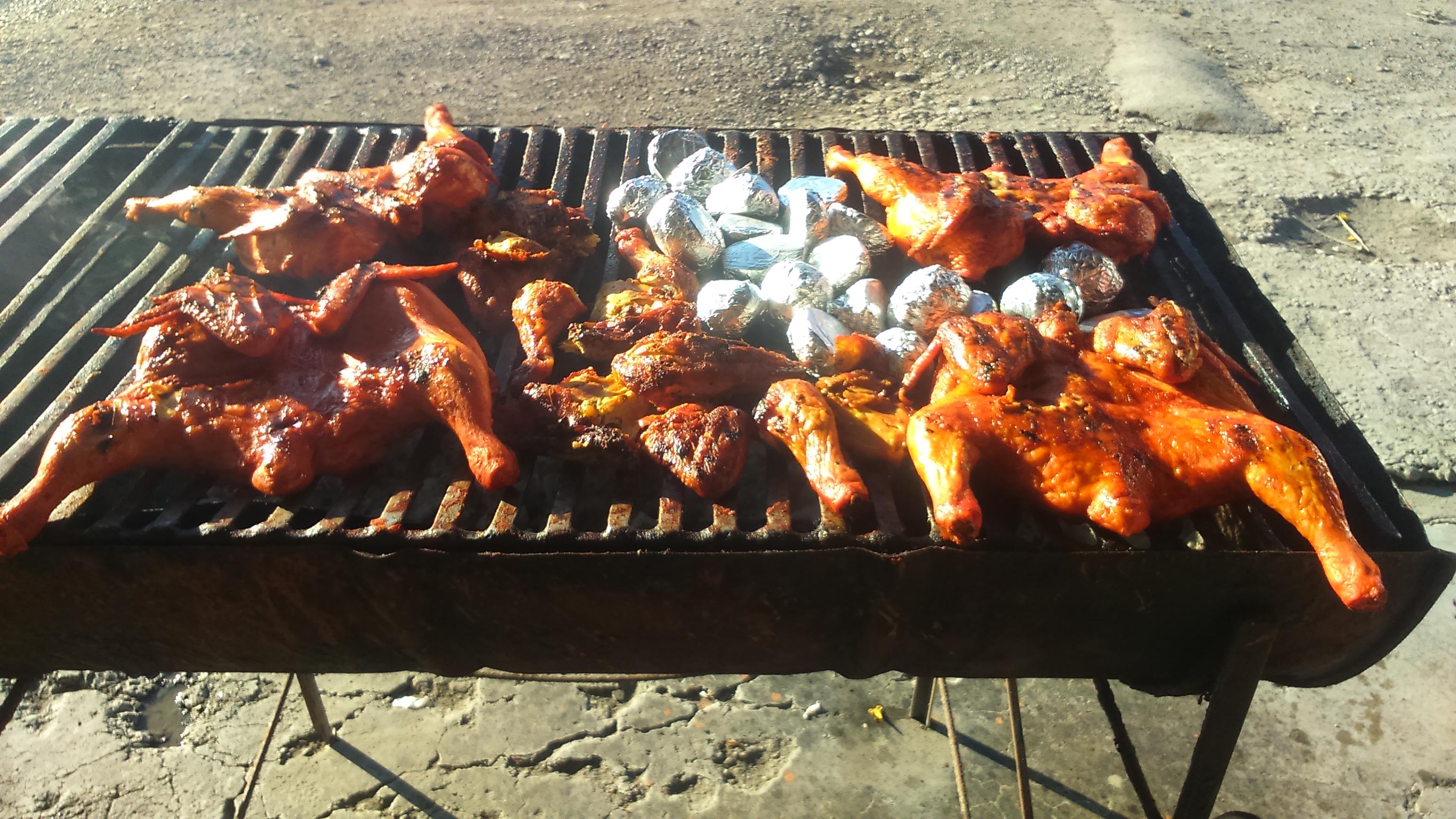 Pollos Los Cuates image 1