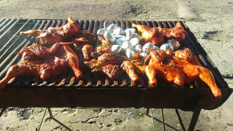 Pollos Los Cuates image 1