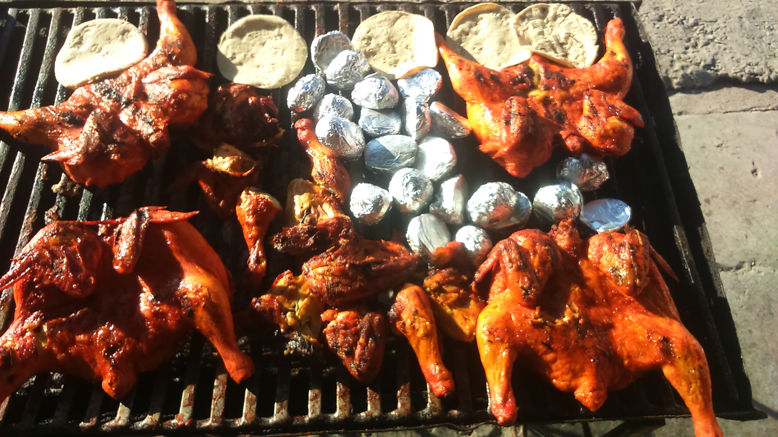 Pollos Los Cuates image 2