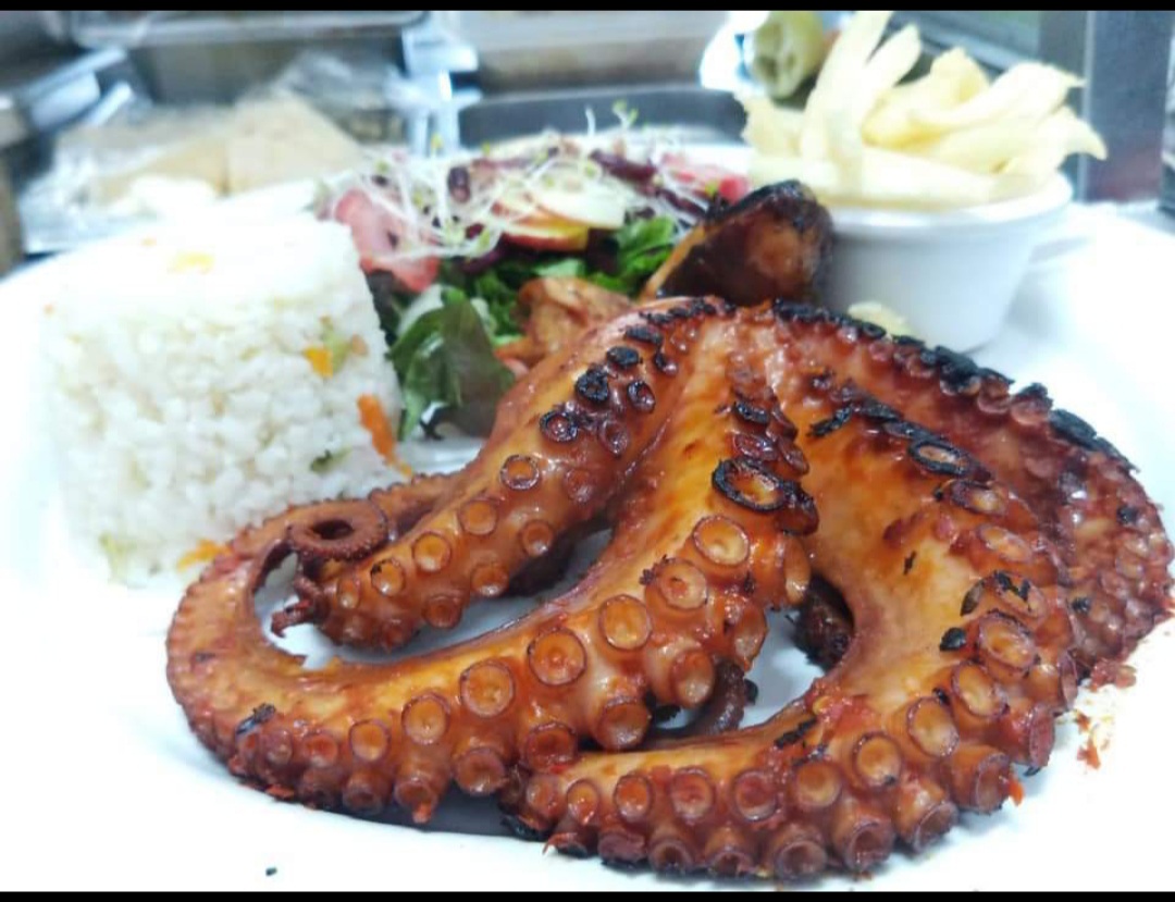 Restaurante Mariscos la Iguana image 9