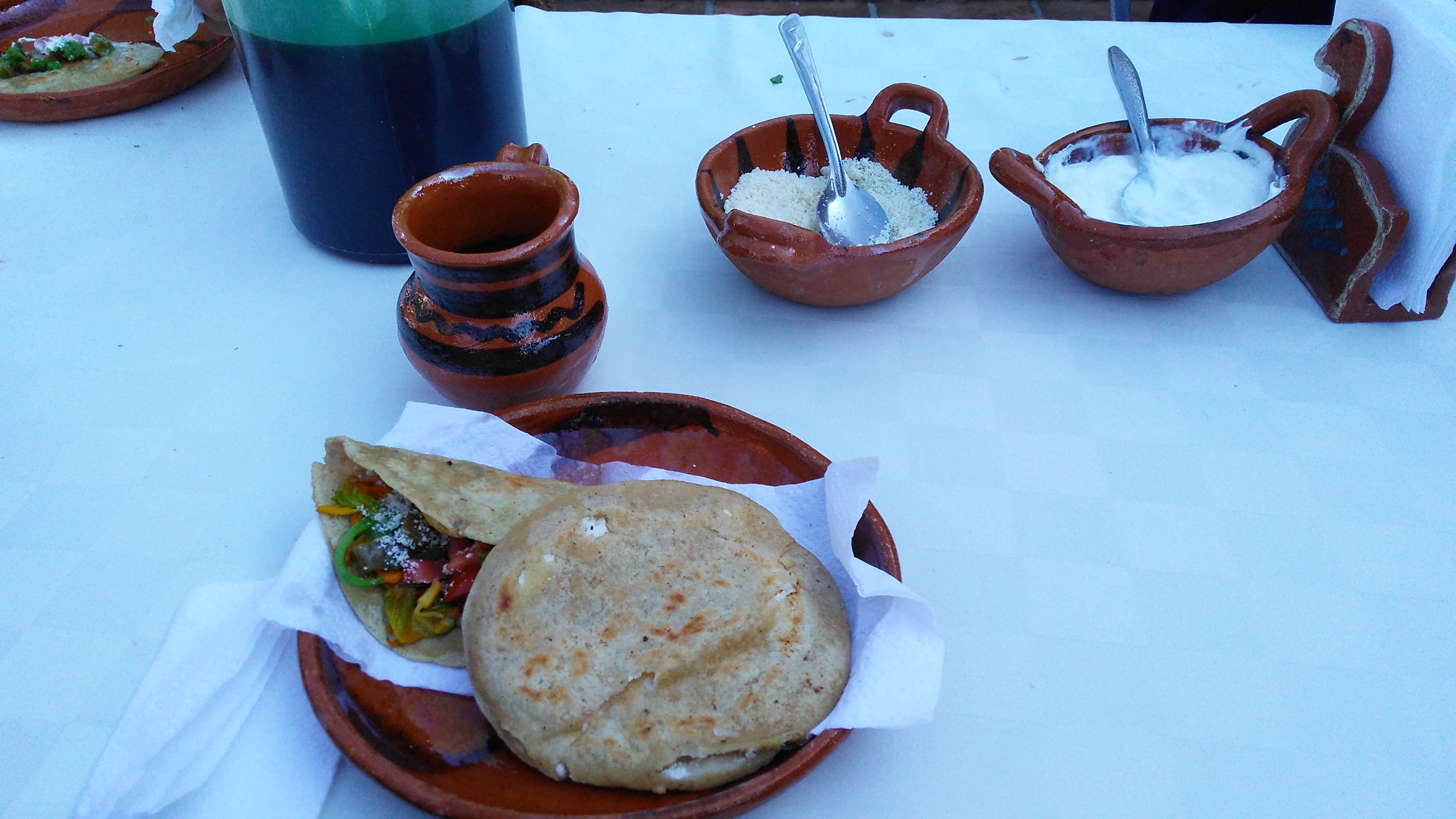 Centro Ecoturisco Los Laureles image 1