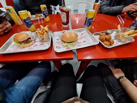 Burger Fries Forever (juriquilla) image 2