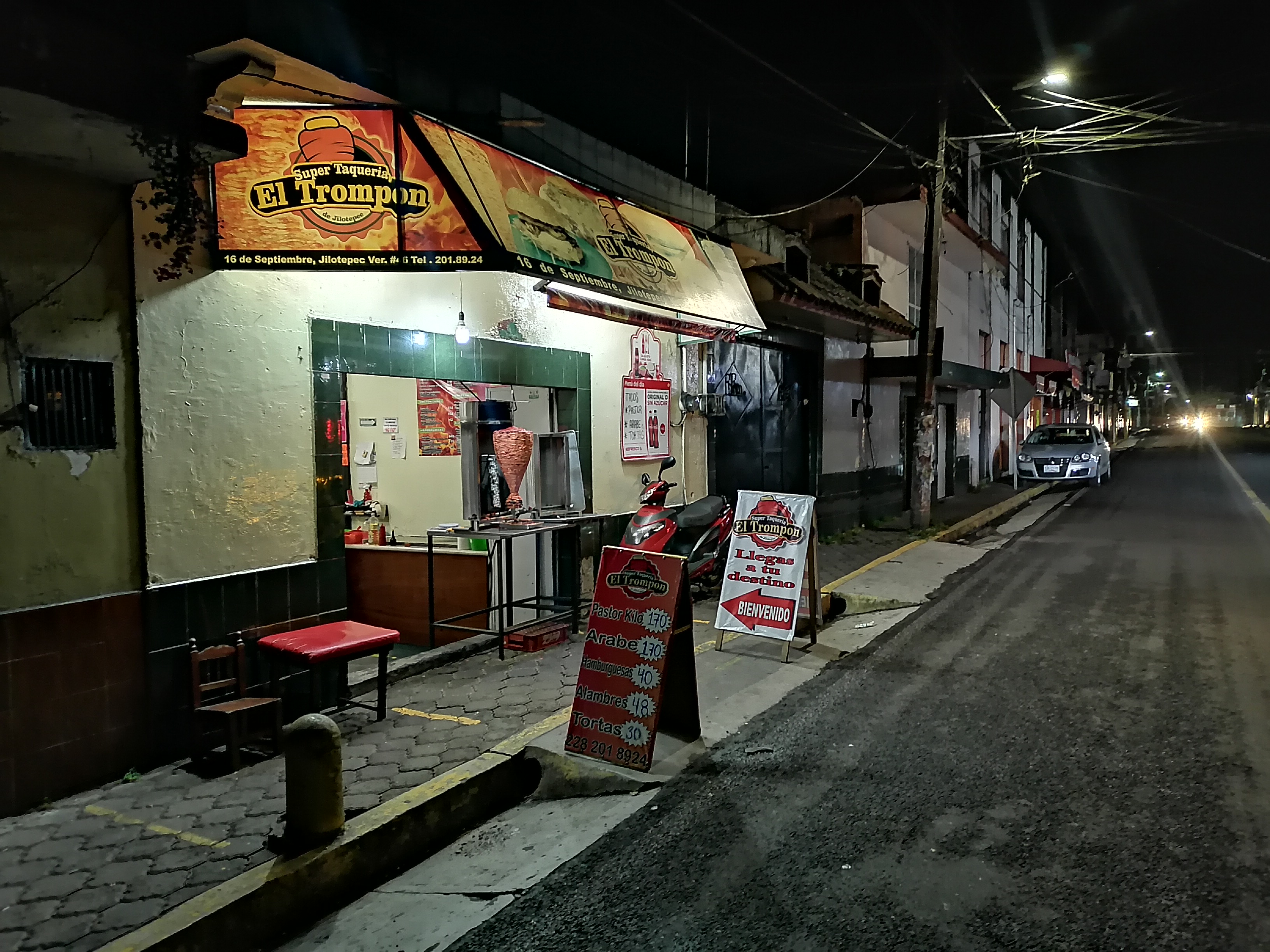 Súper Taquería "El Trompon" de Jilotepec image 3