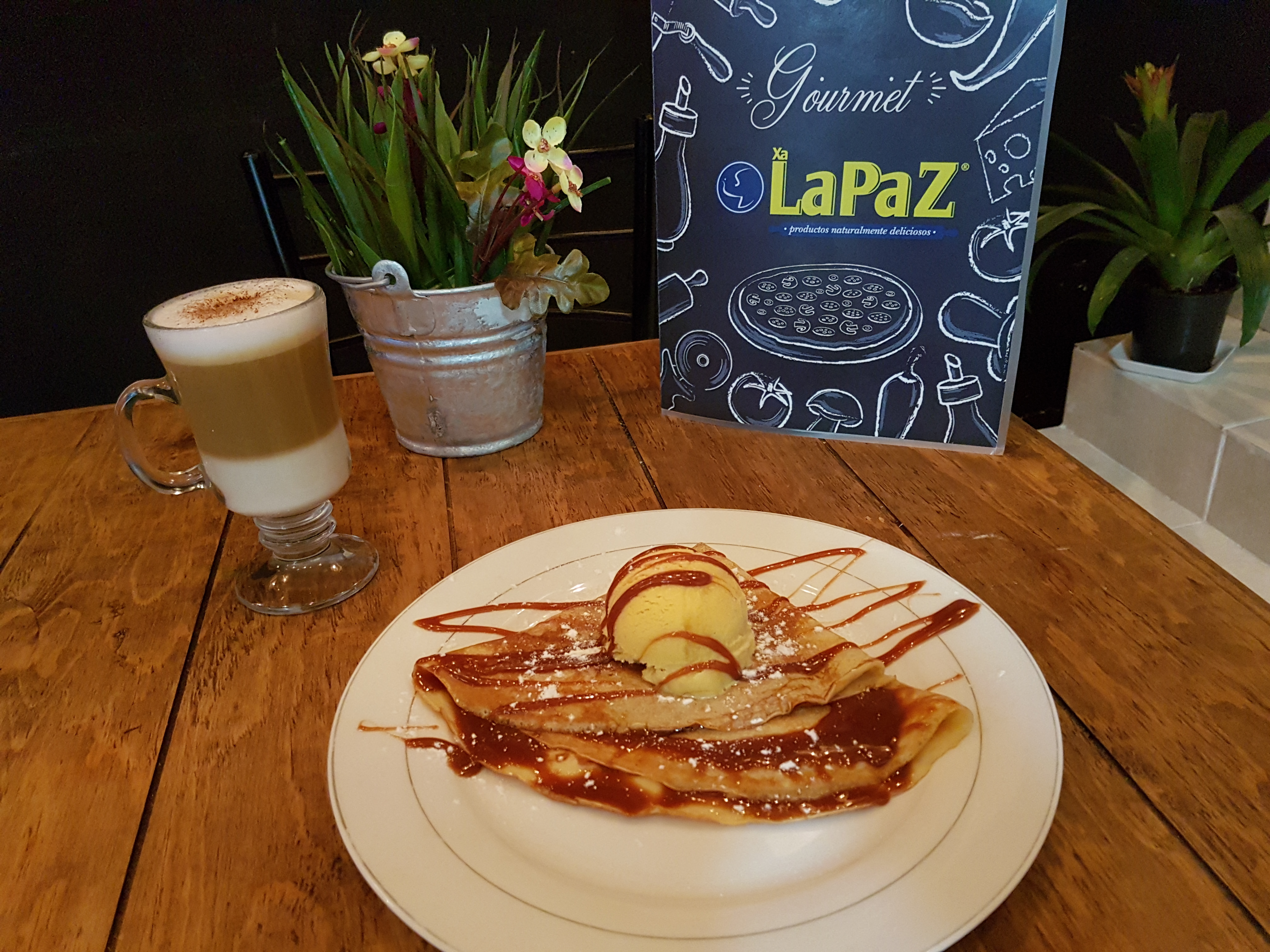 La Paz Gourmet image 2