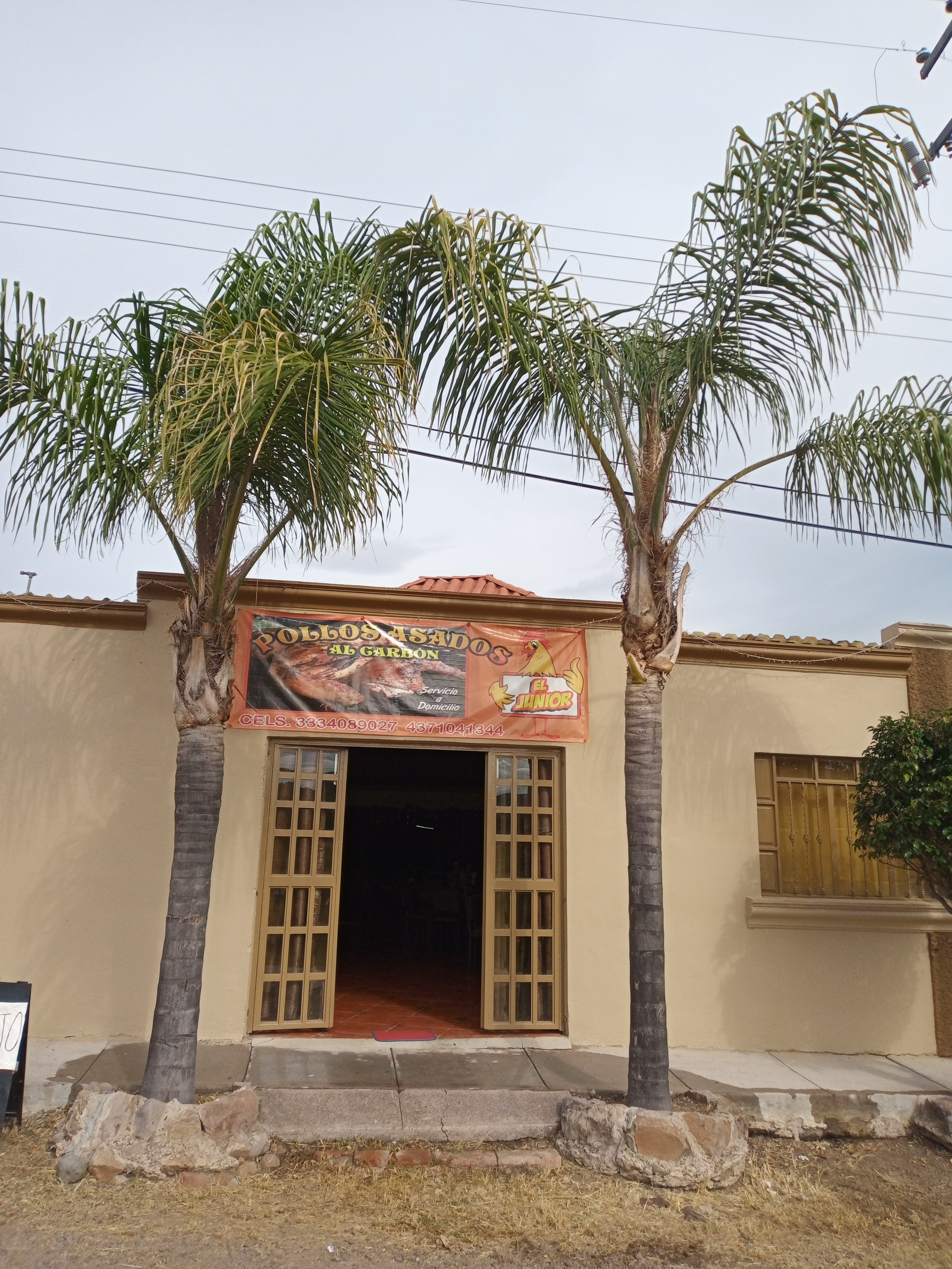 Pollos asados "el junior" image 2