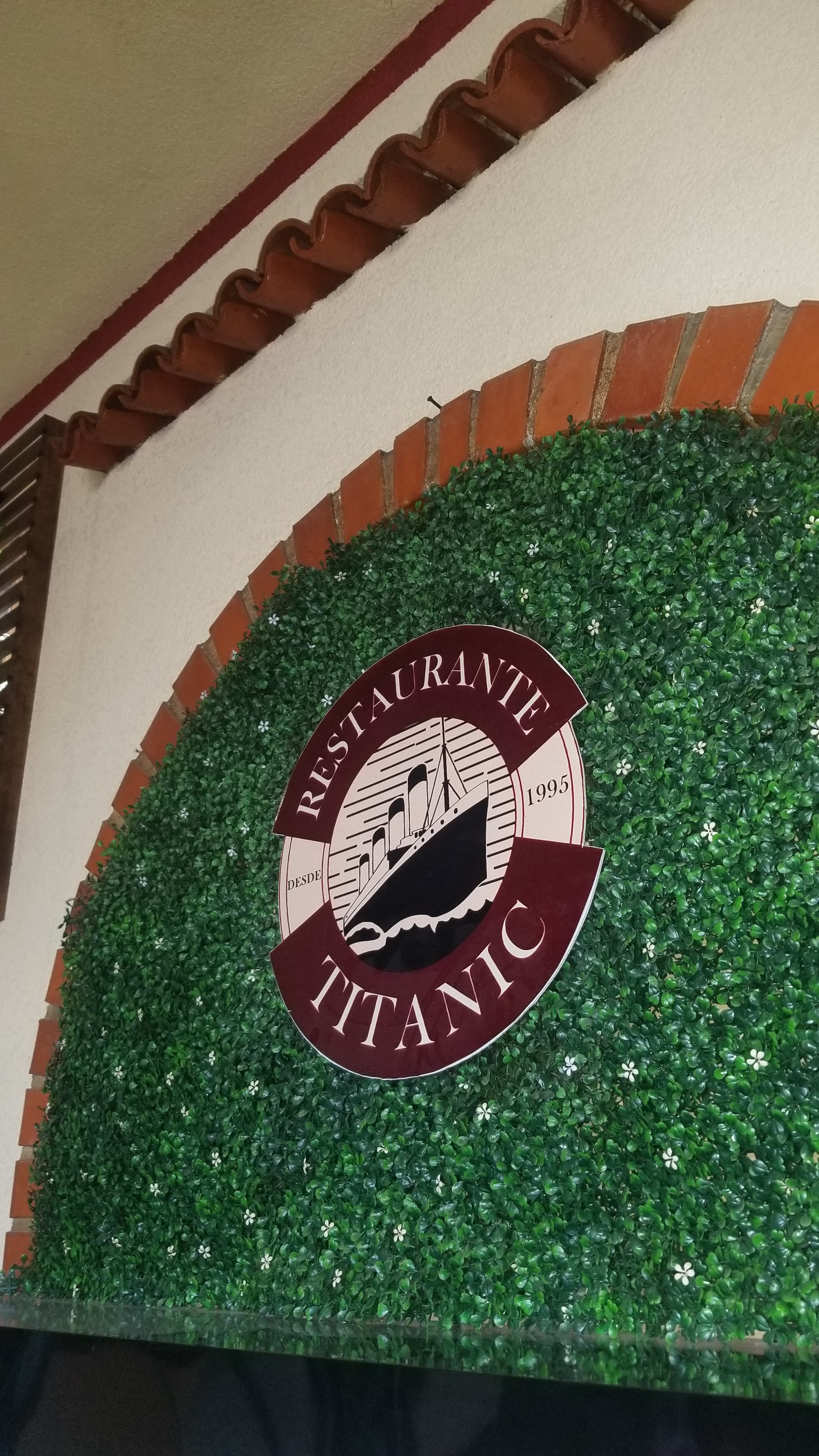 Restaurante TITANIC image 4