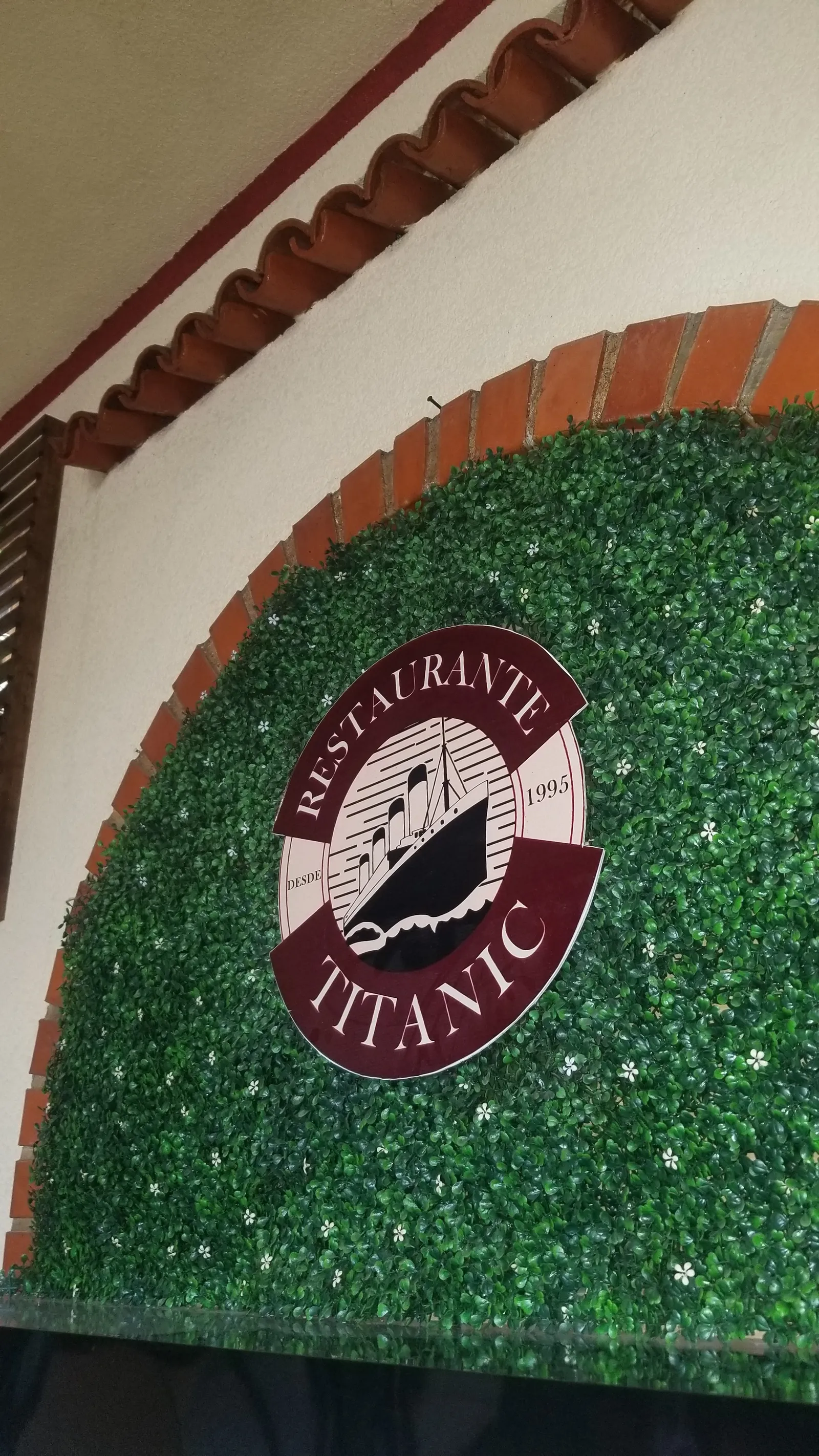 Restaurante TITANIC image 4