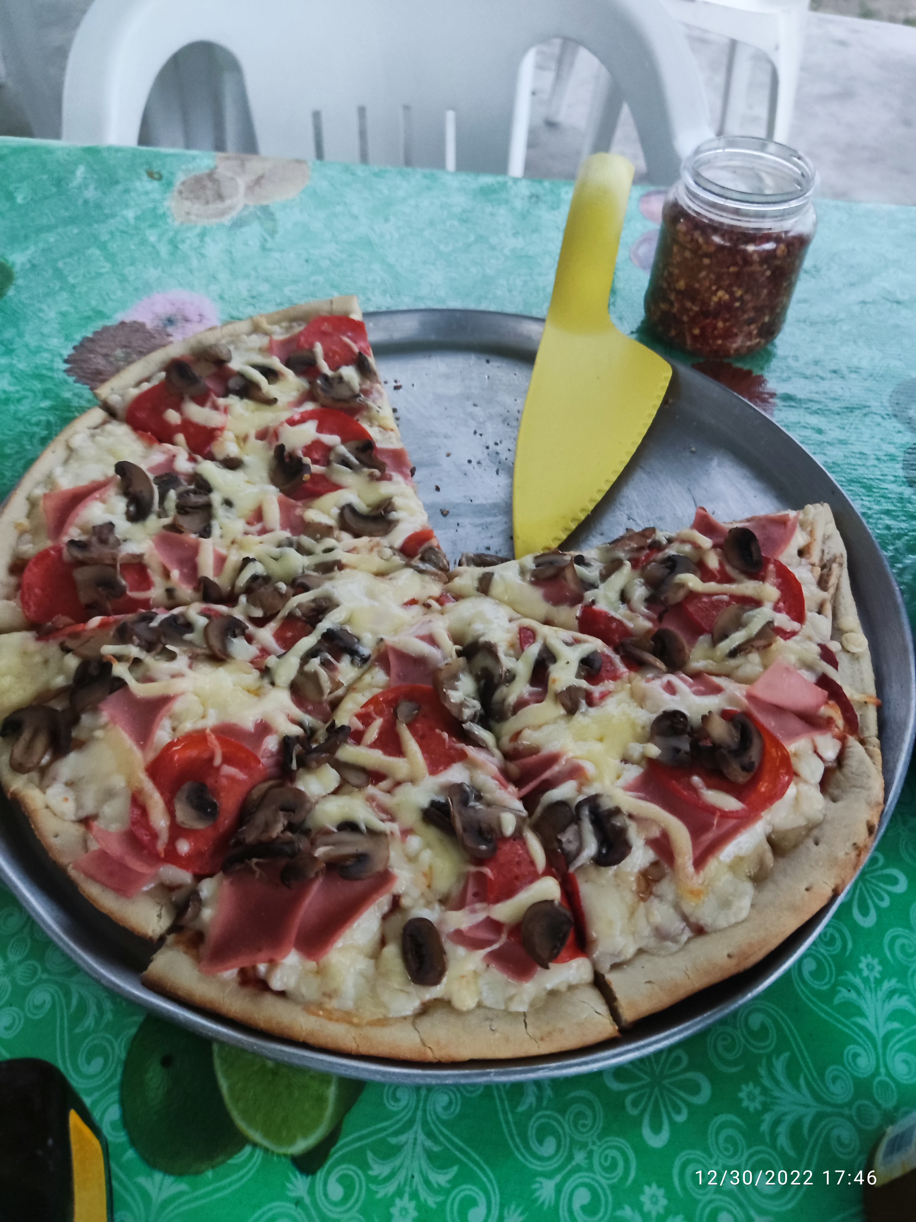 EDDIS PIZZA image 3