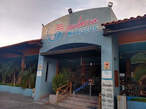 Palmira Mariscos image 1