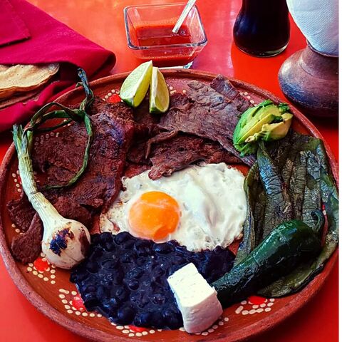 El Mezquite Restaurant image 3