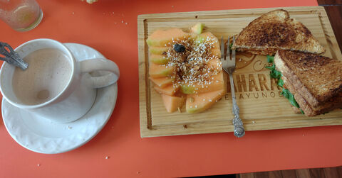 Zahara Cafe-Restaurant image 2