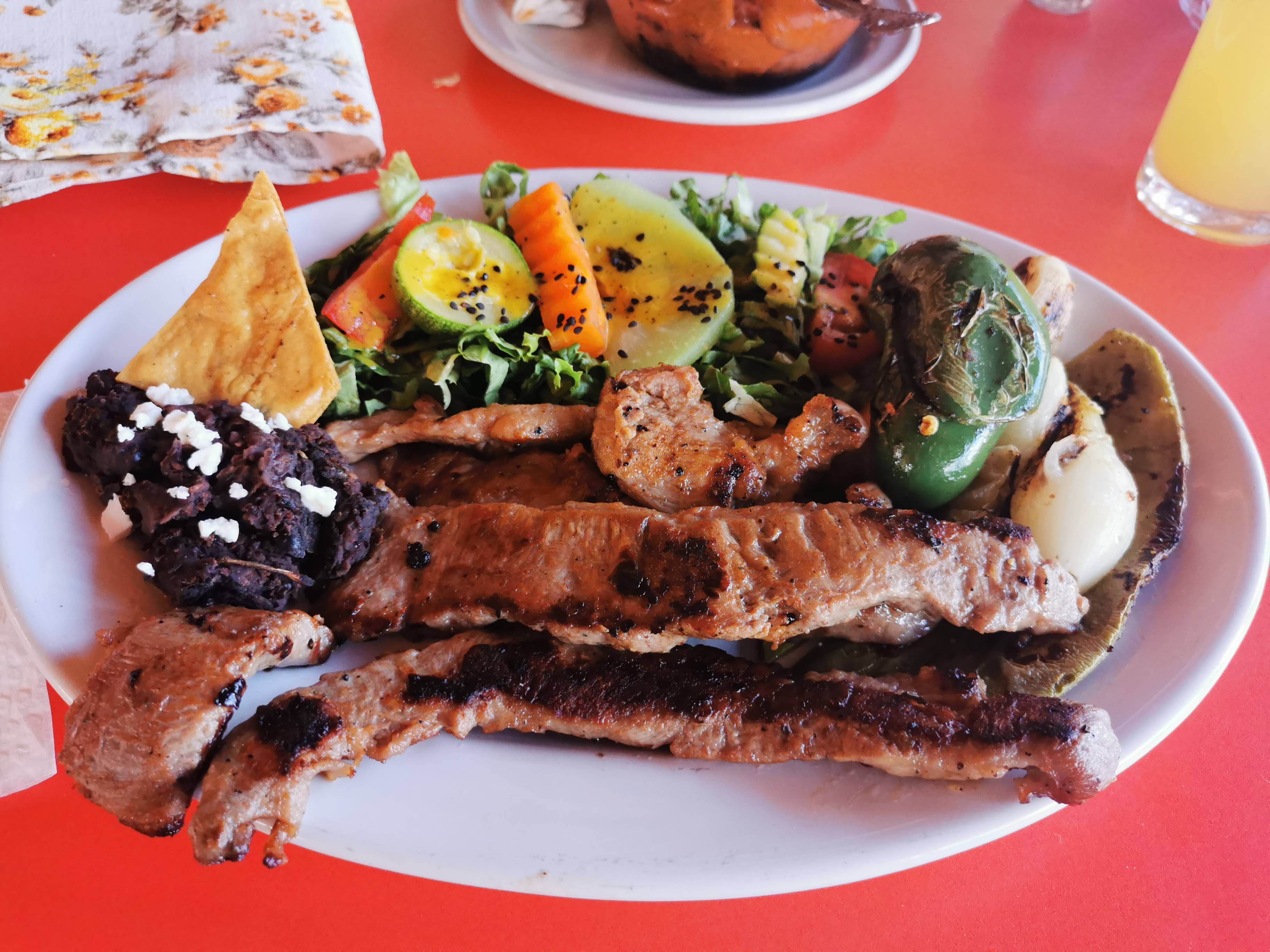 La Barca Restaurant image 5