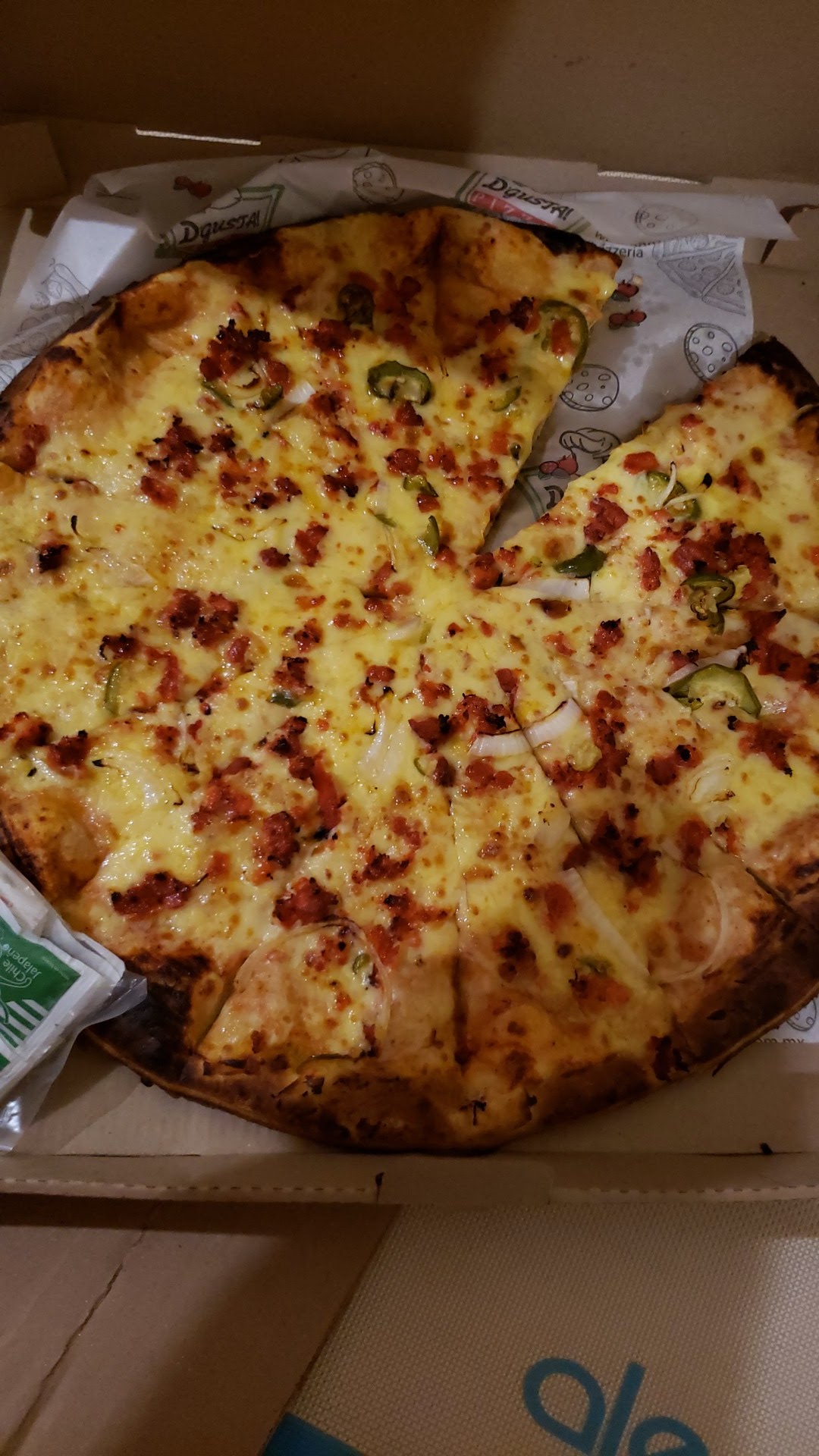 D'Gusta! Pizza image 3