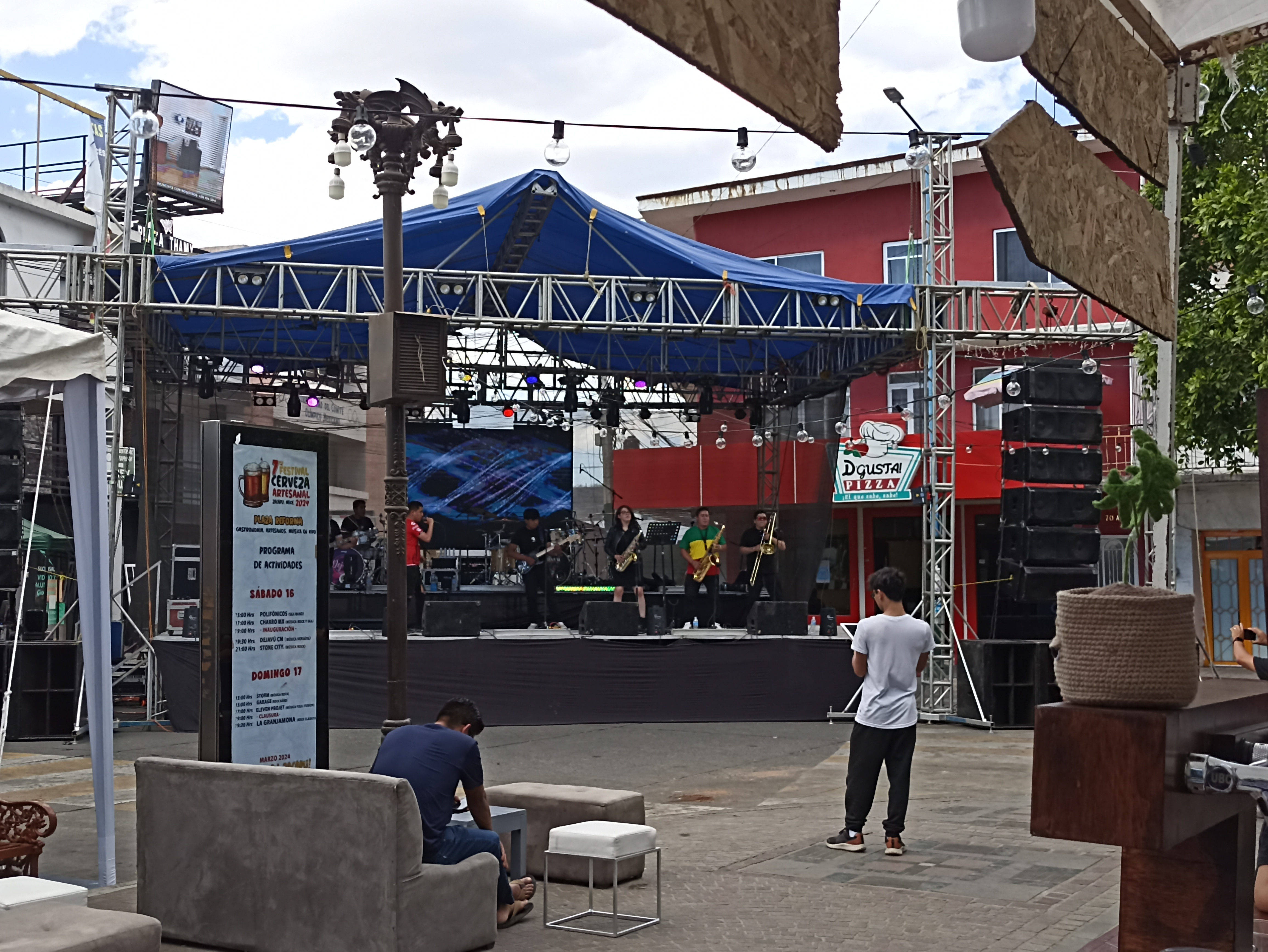 D'Gusta! Pizza image 4